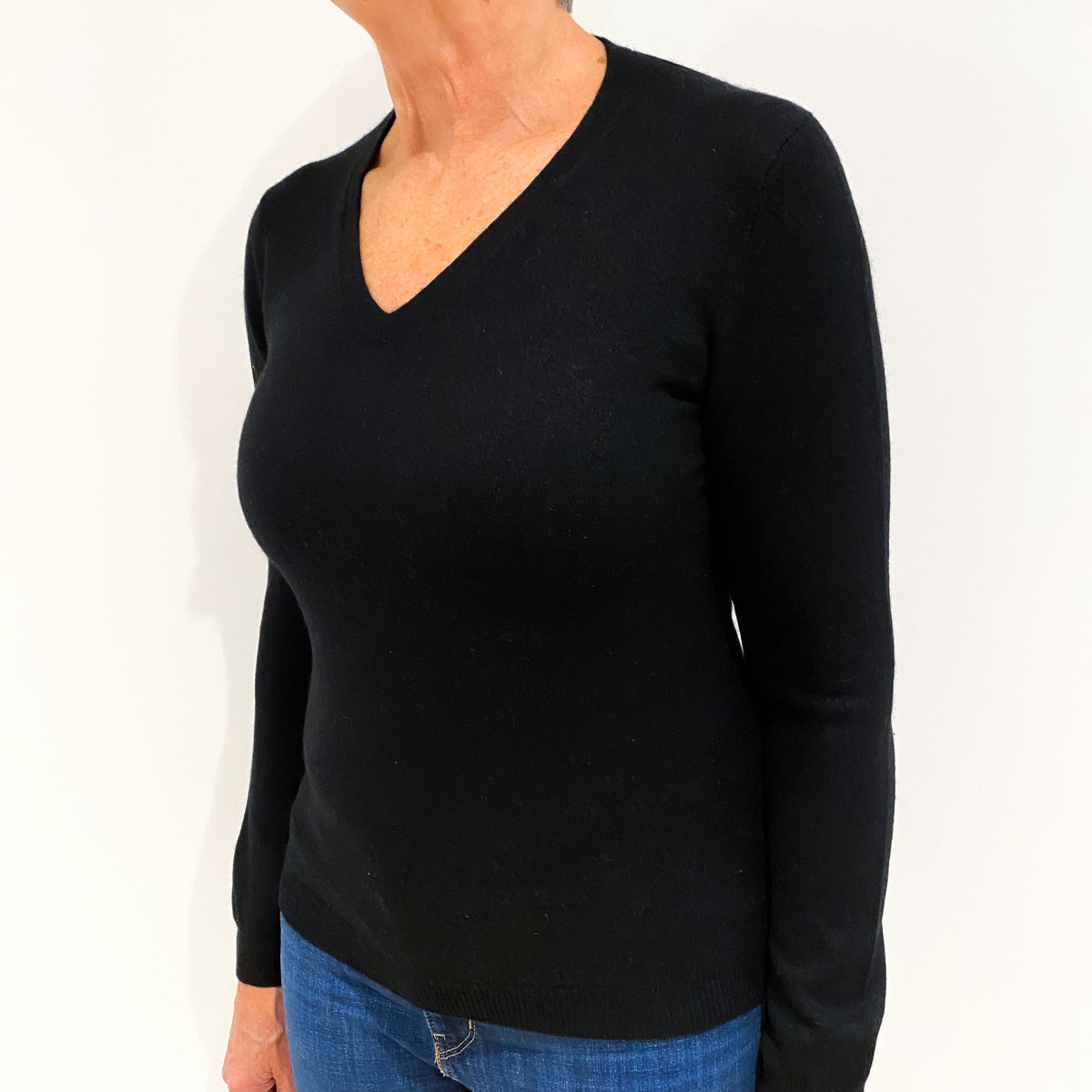 Black Cashmere V-Neck Jumper Medium