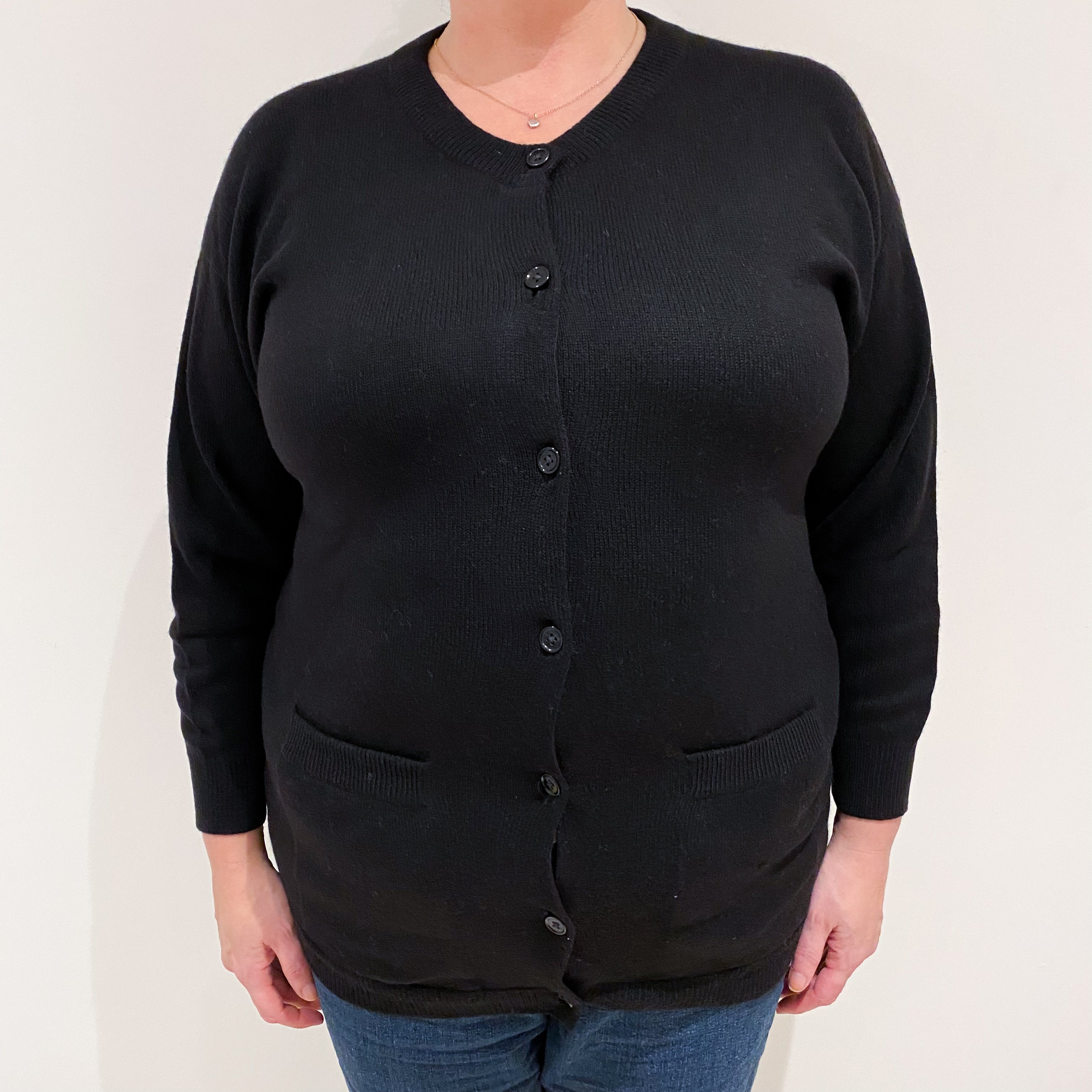 Scottish Black Cashmere Crew Neck Cardigan Extra Large