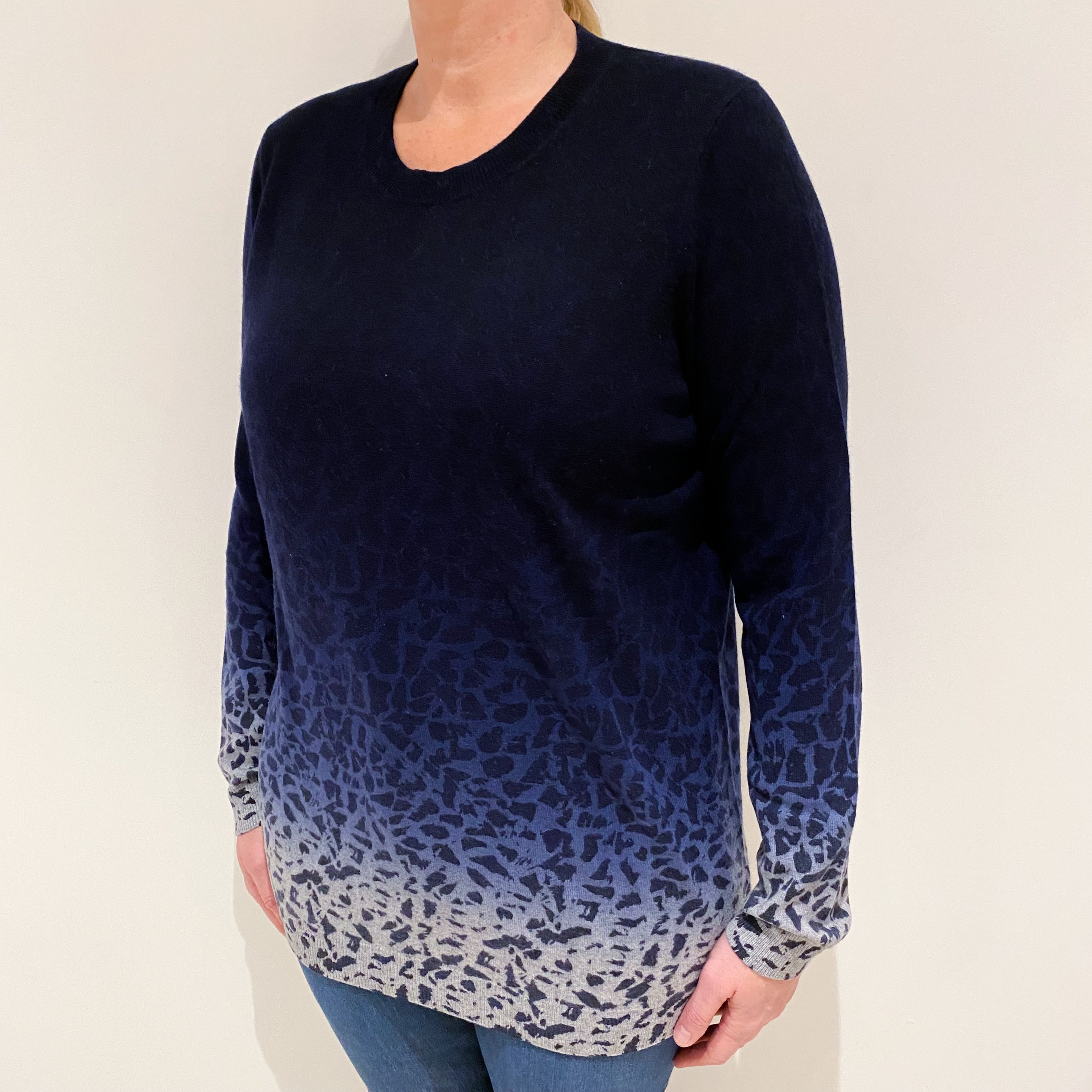 Navy Ombré Patterned Cashmere Crew Neck Jumper Large