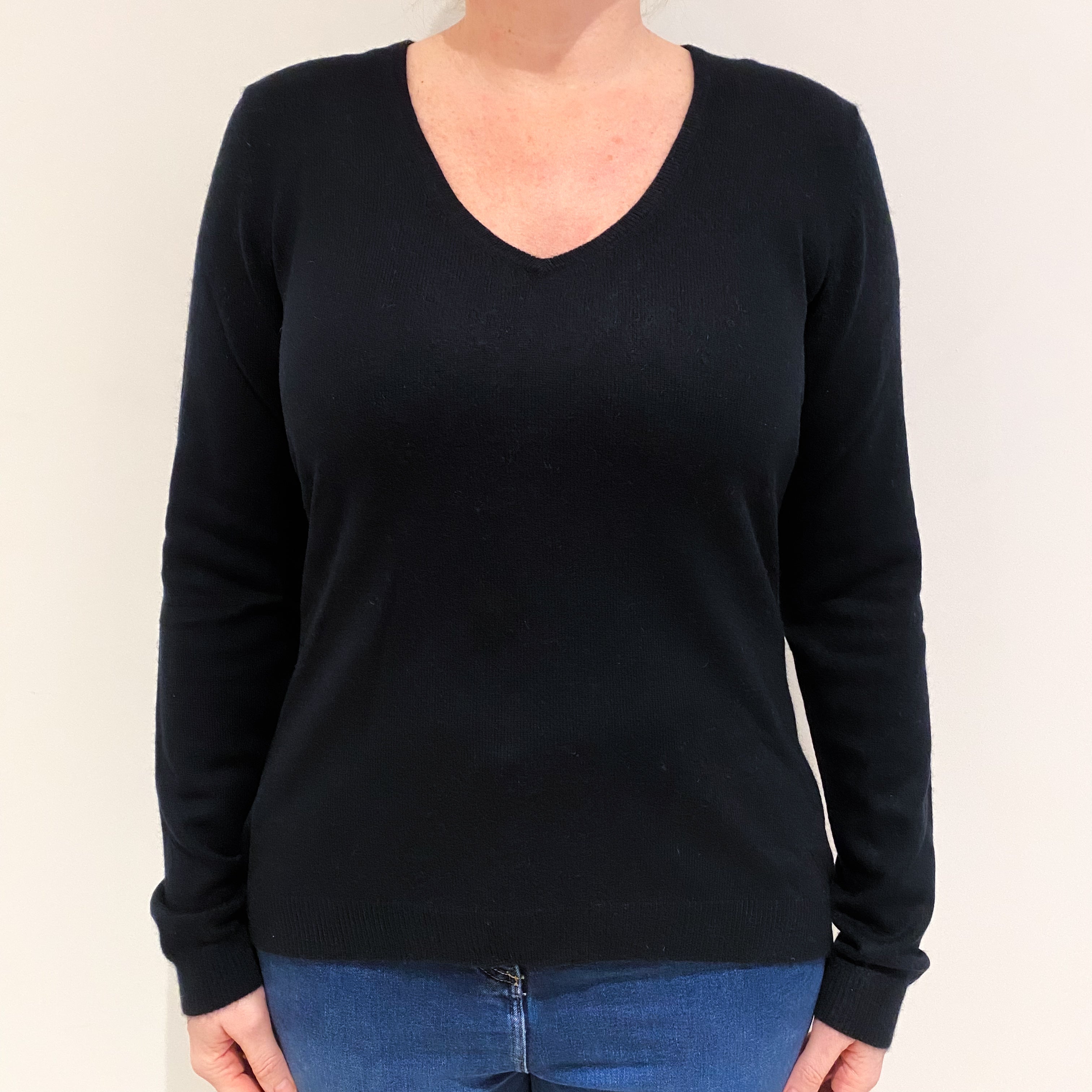 Black Lightweight Cashmere V Neck Jumper Large