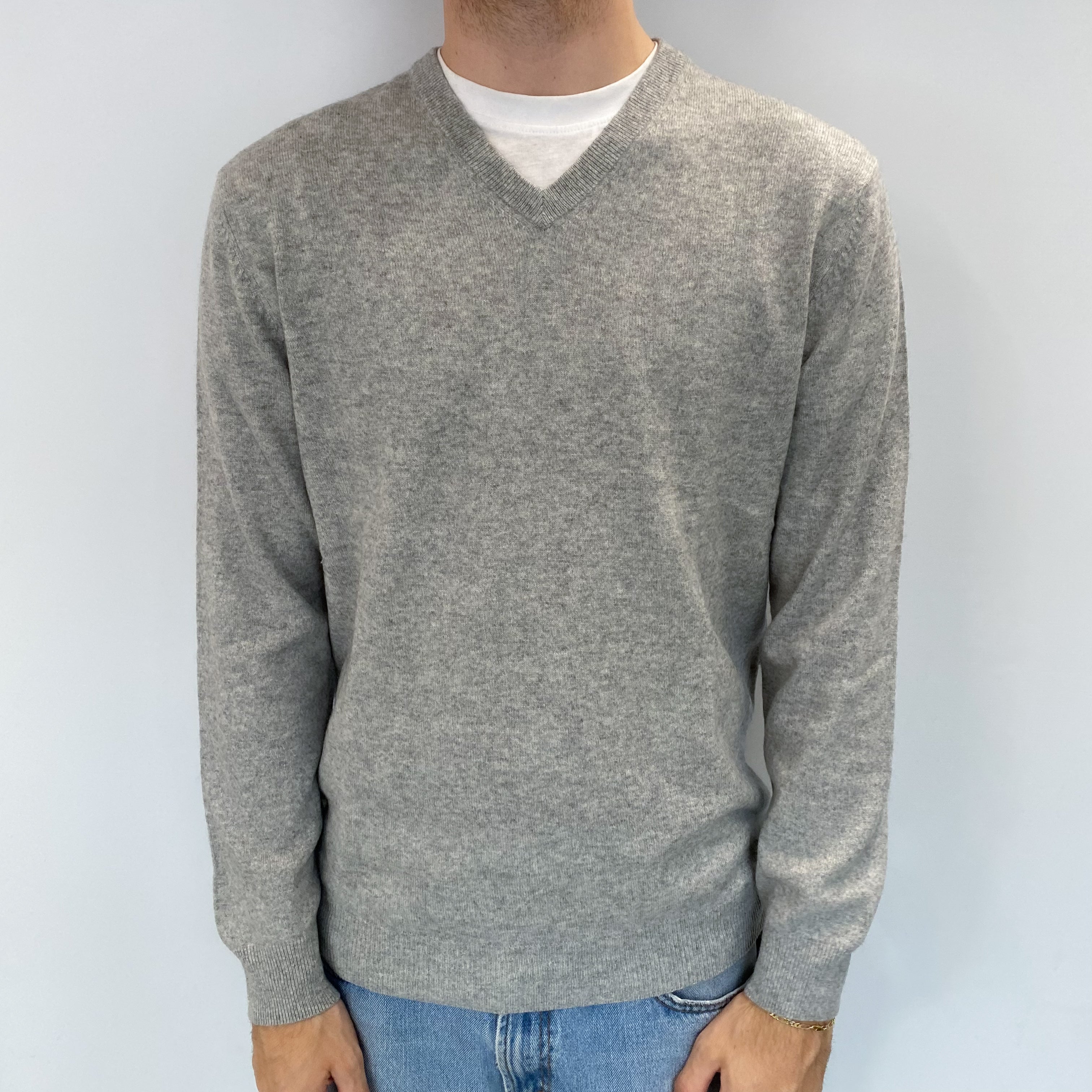Men's Smoke Grey Cashmere V Neck Jumper Large