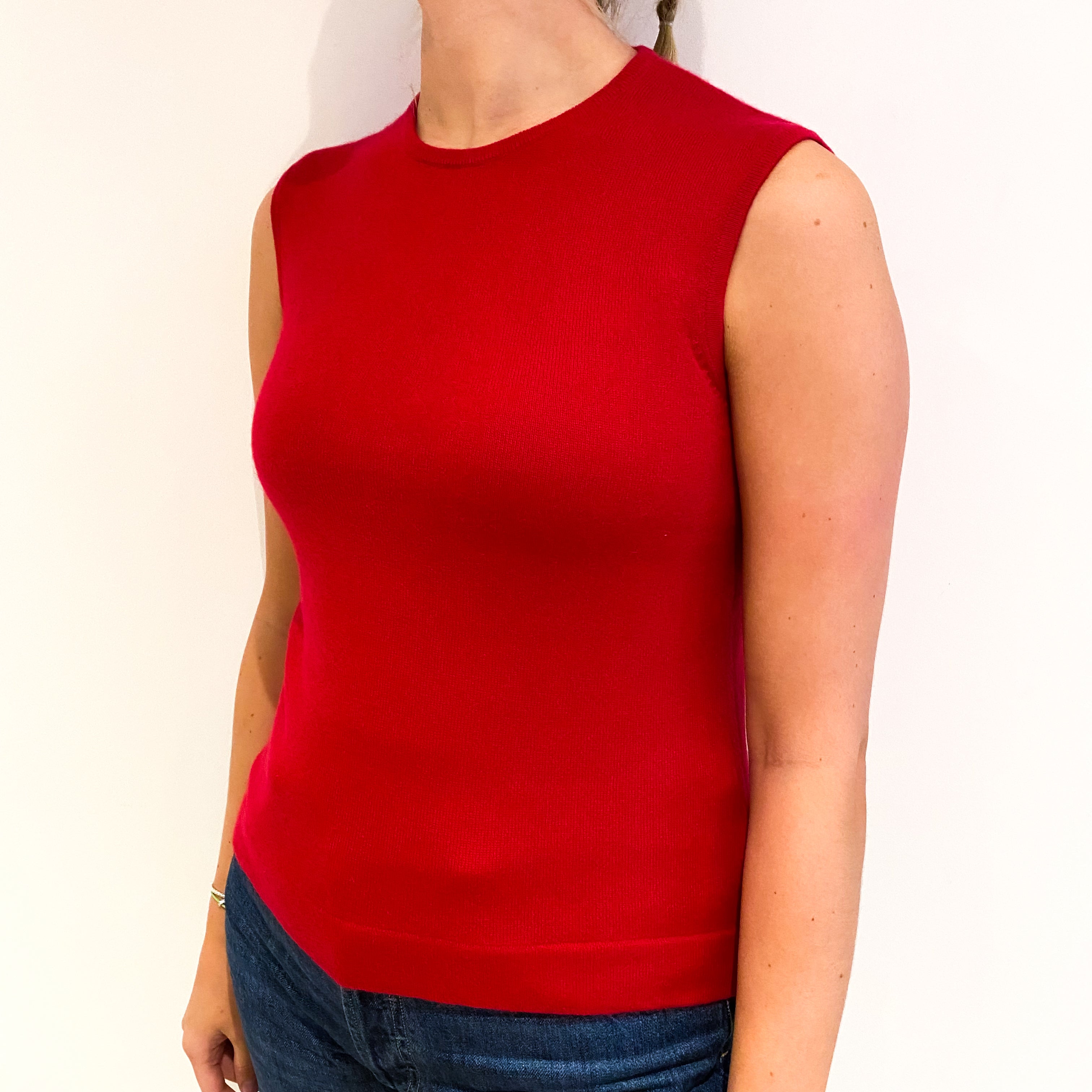 Ruby Red Cashmere Crew Neck Tank Top Small
