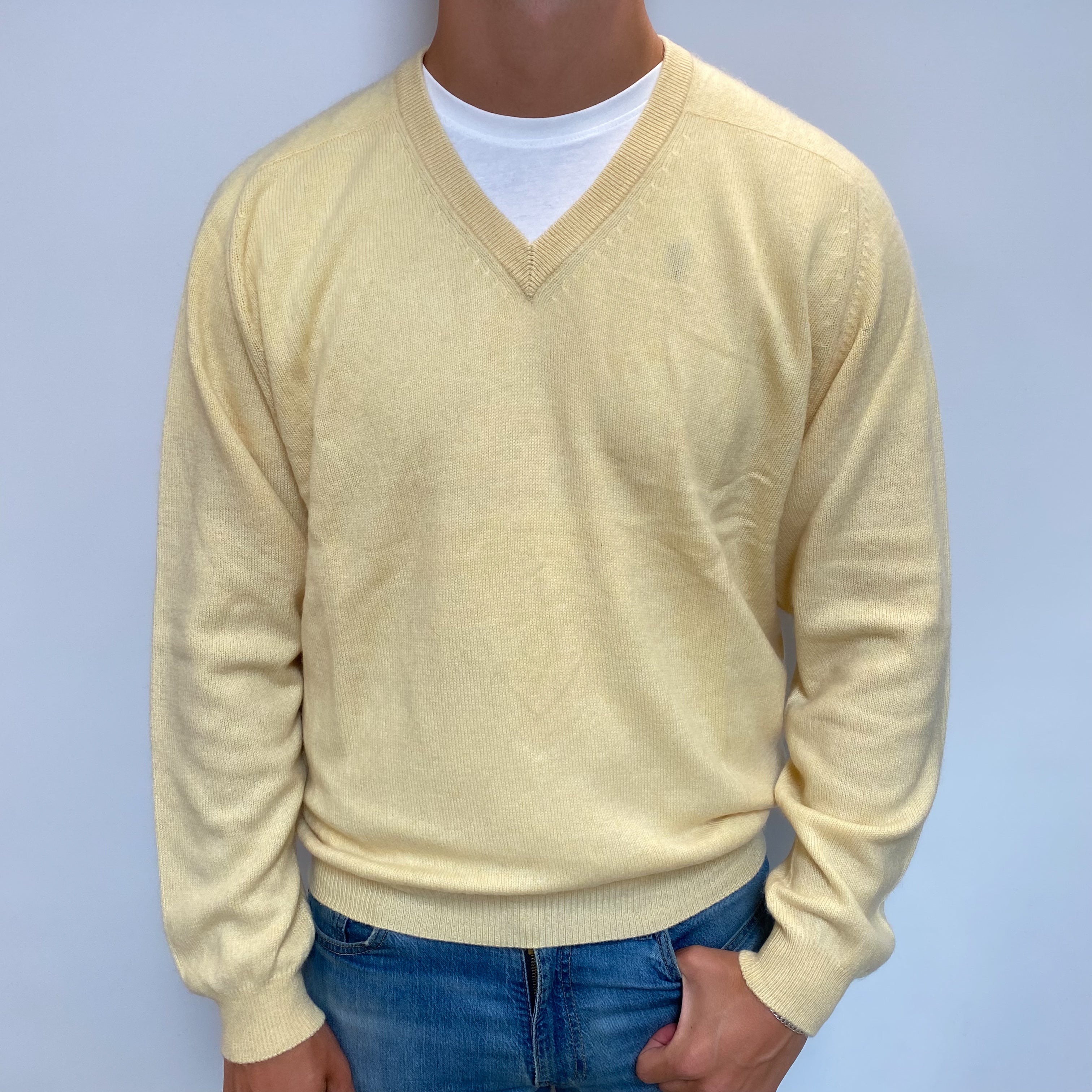 Men's Custard Yellow Cashmere V Neck Jumper XL