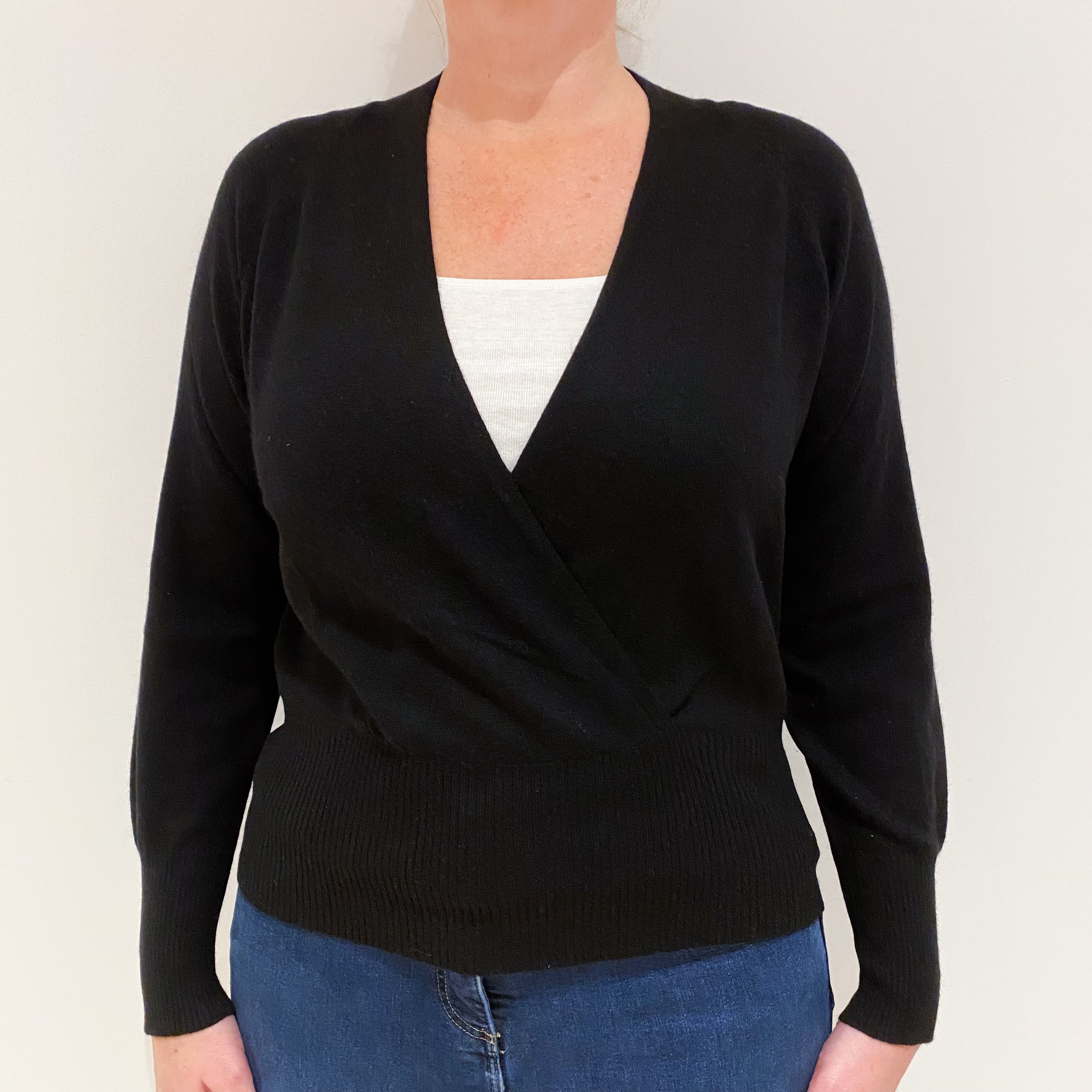 Black Cashmere V-Neck Jumper Large