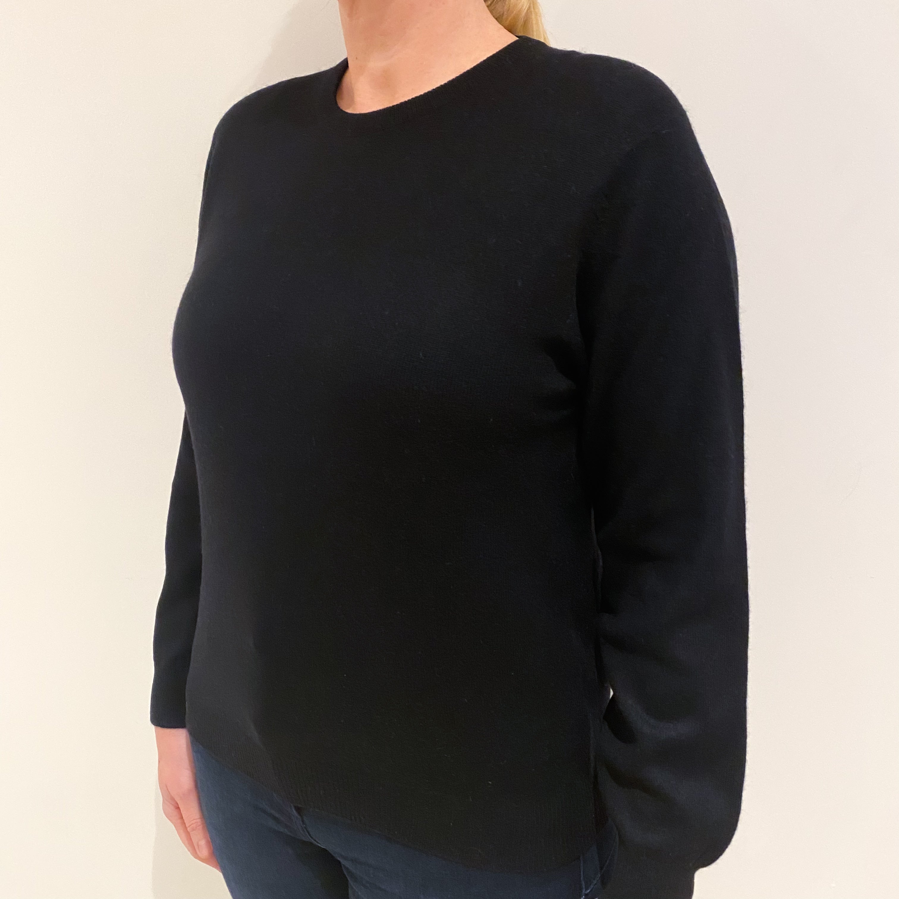 Black Cashmere Crew Neck Jumper Large
