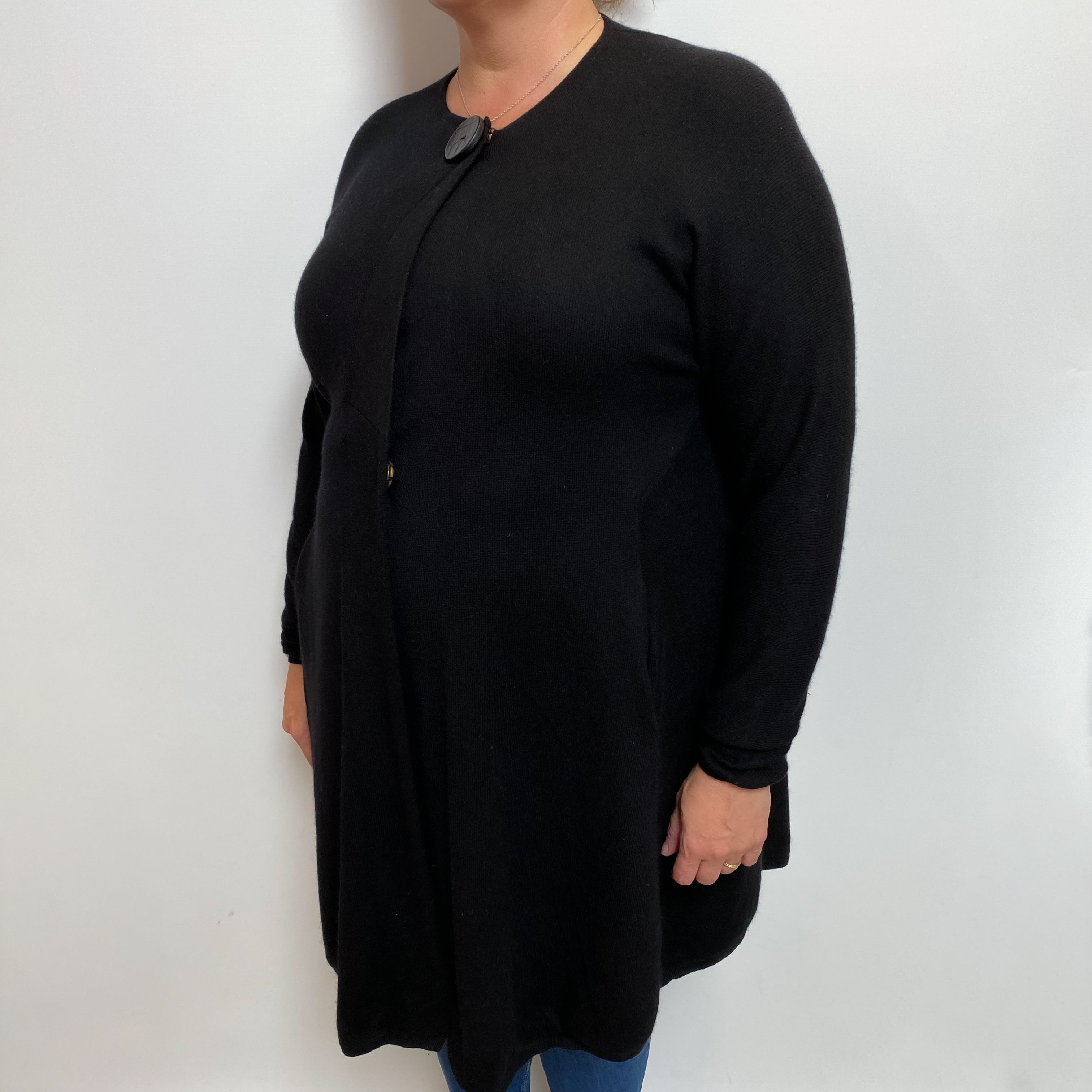 Black Cashmere Crew Cardigan Extra Large