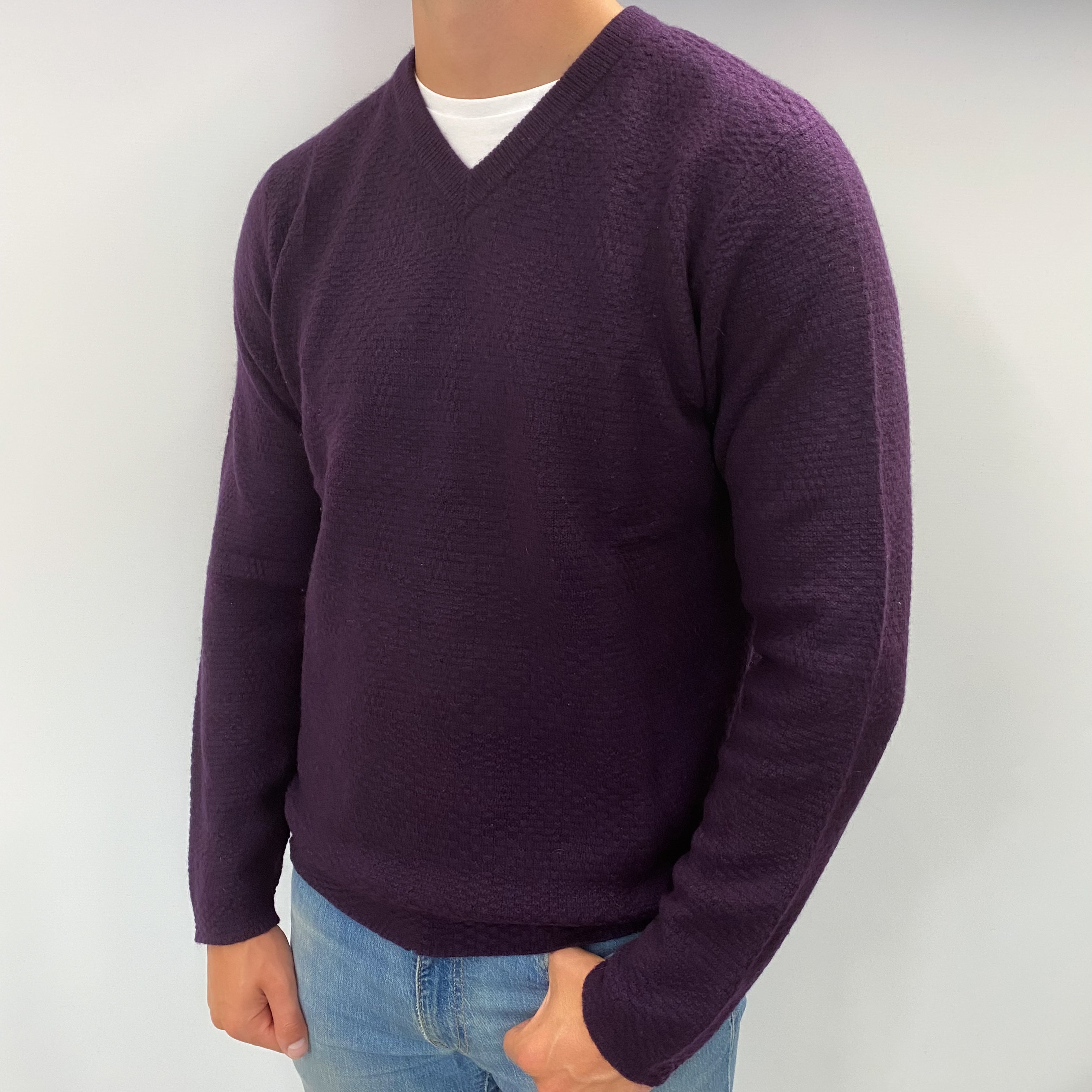 Men's Aubergine Purple Cashmere V Neck Jumper XL