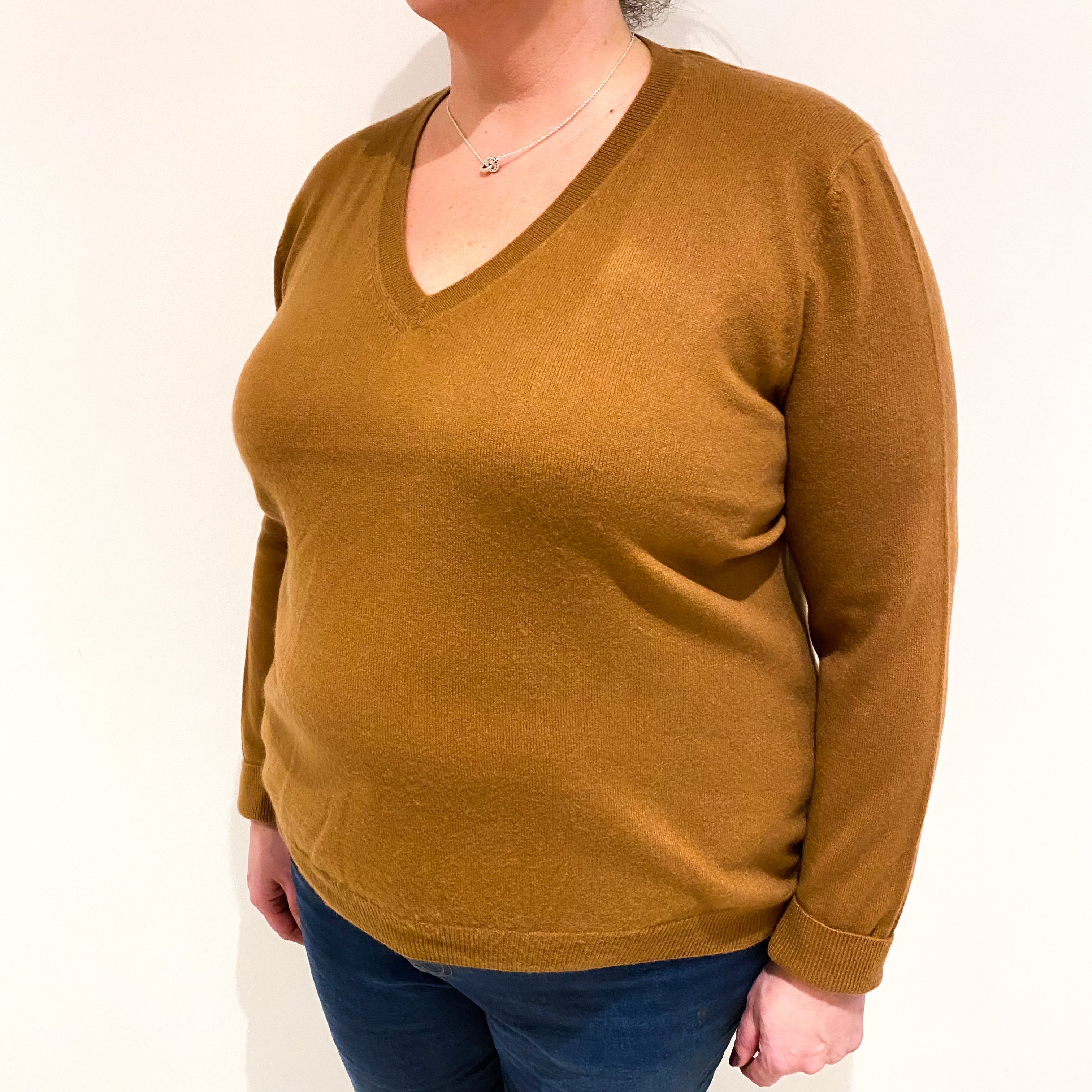 Cinnamon Brown Cashmere V Neck Jumper Extra Large