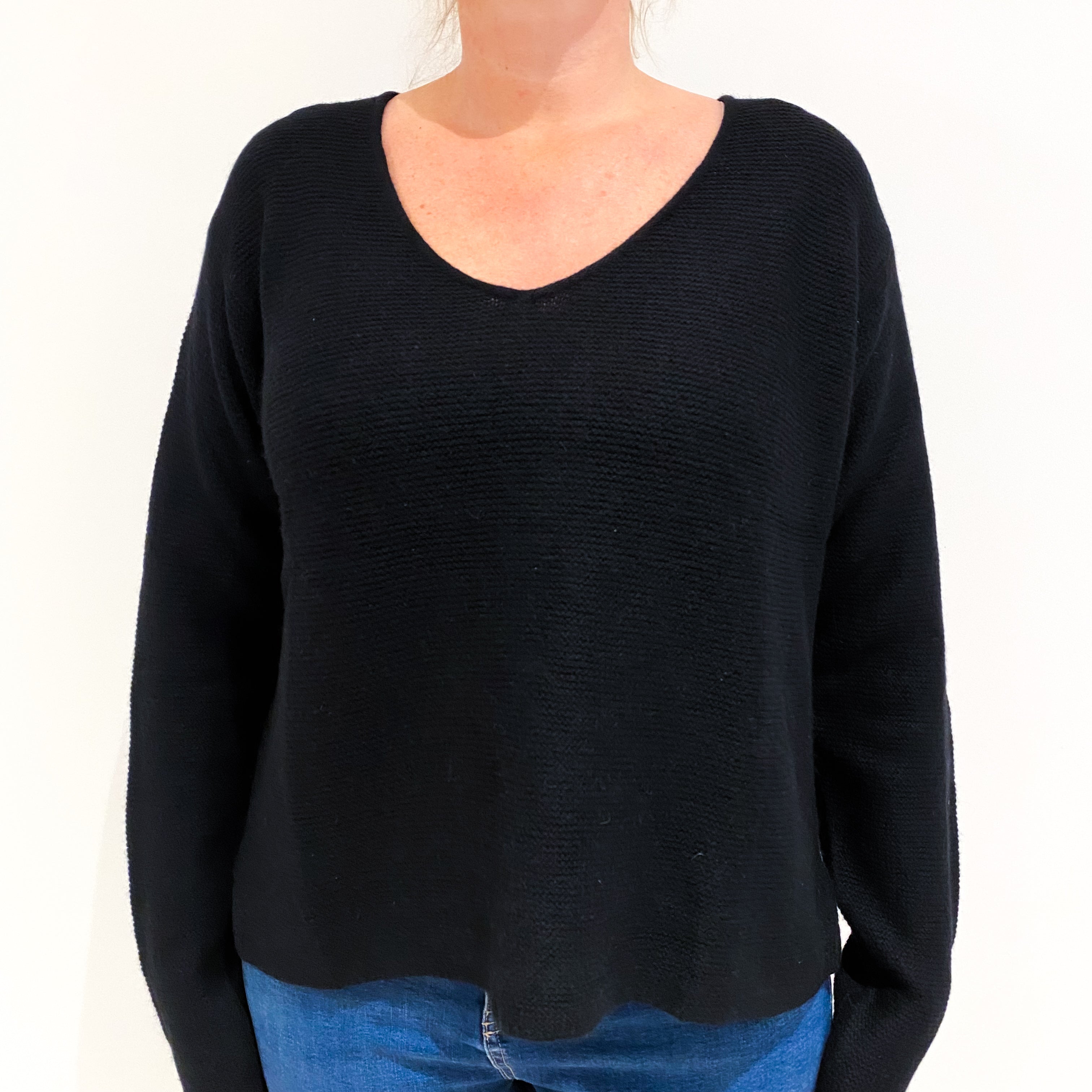 Black Chunky Cashmere V-Neck Jumper Large