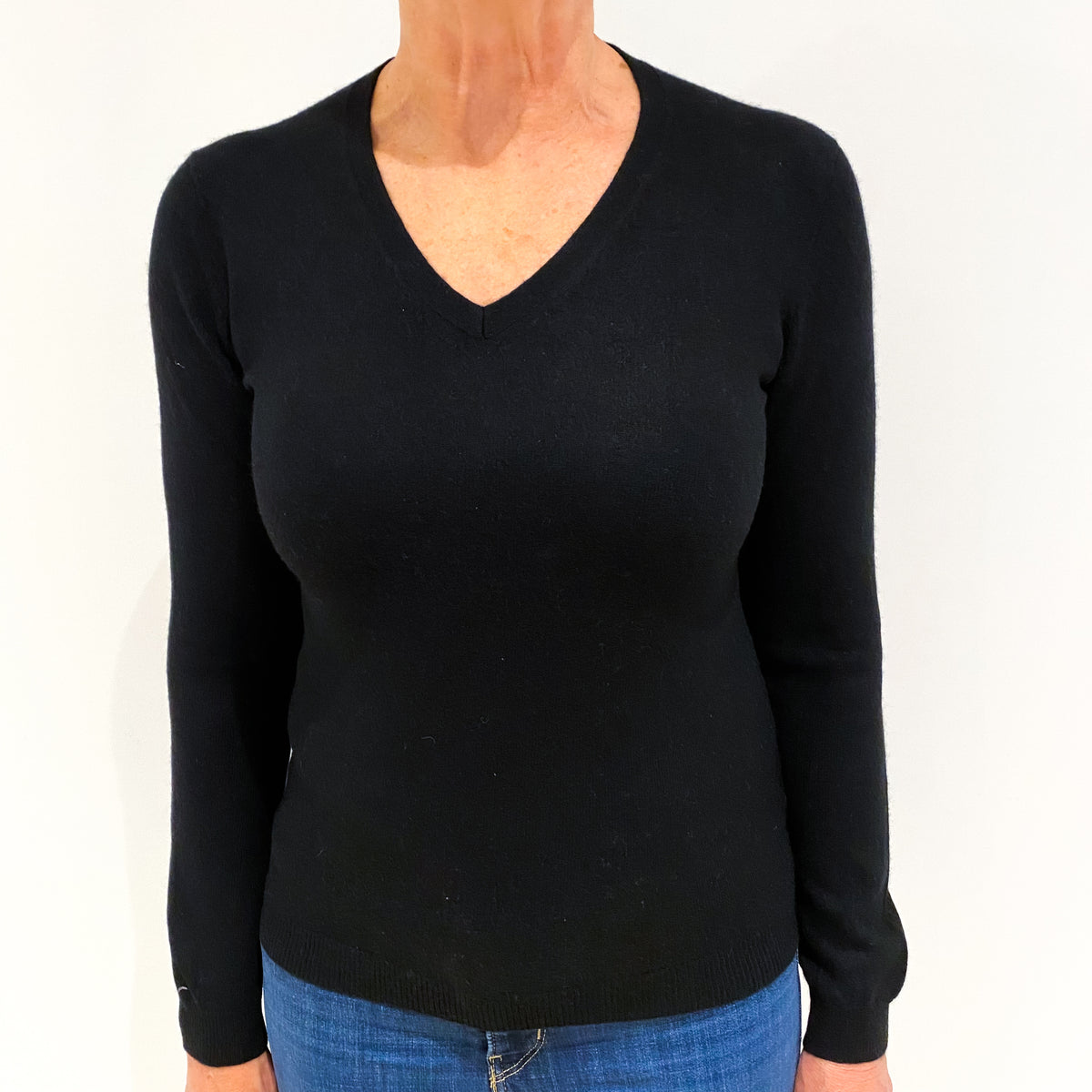 Black Cashmere V-Neck Jumper Medium