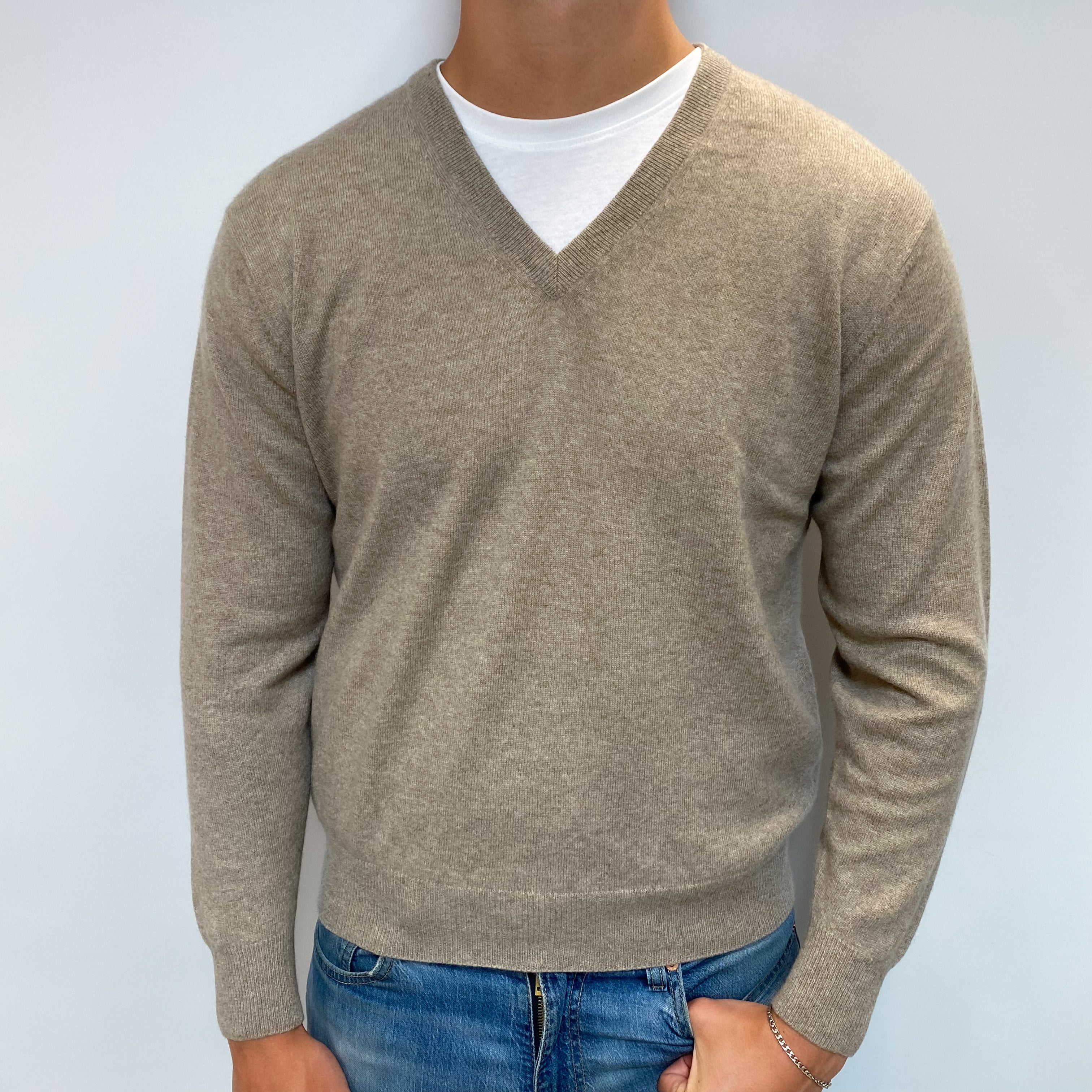 Men's Fawn Brown Cashmere V Neck Jumper XL