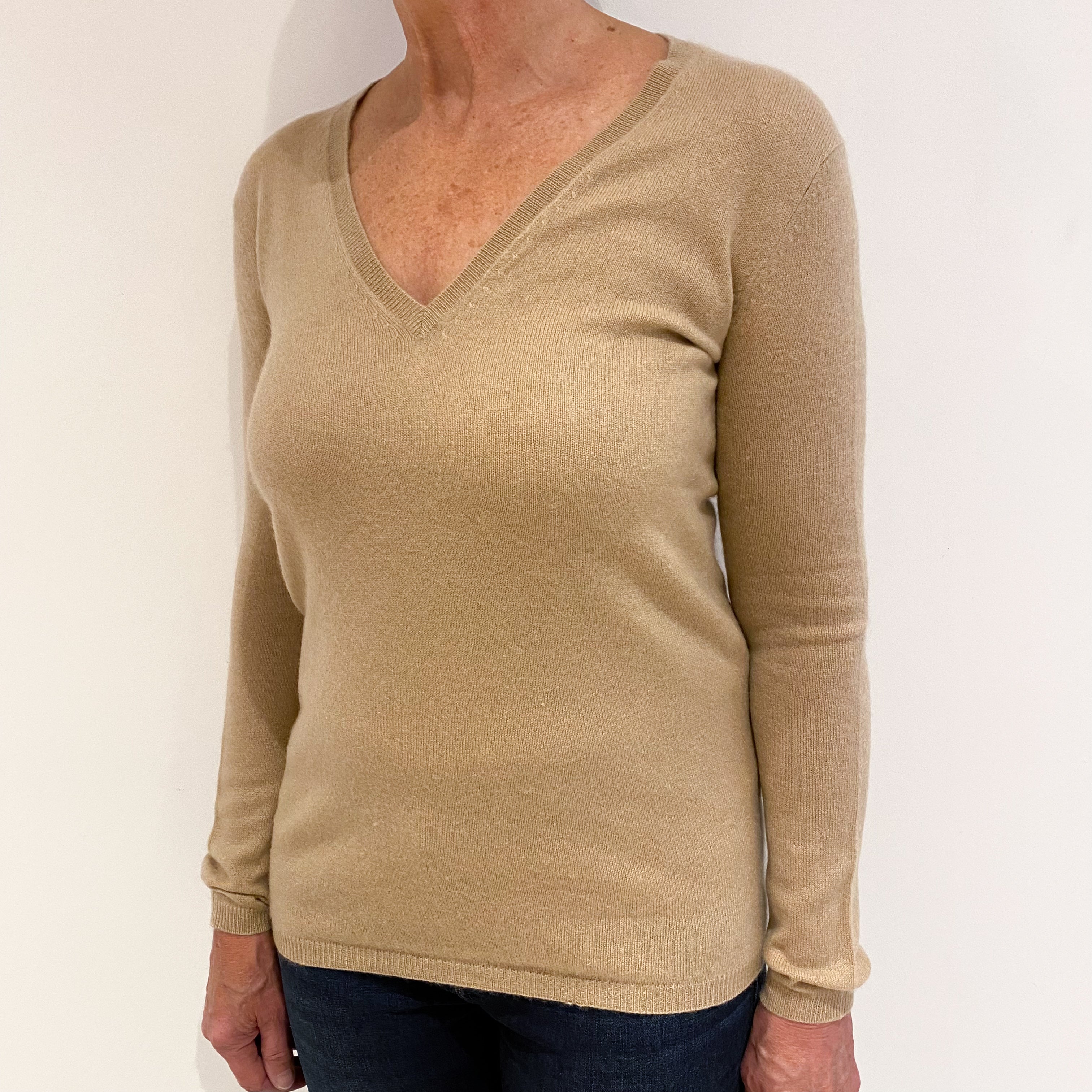 Fudge Brown Cashmere V-Neck Jumper Medium