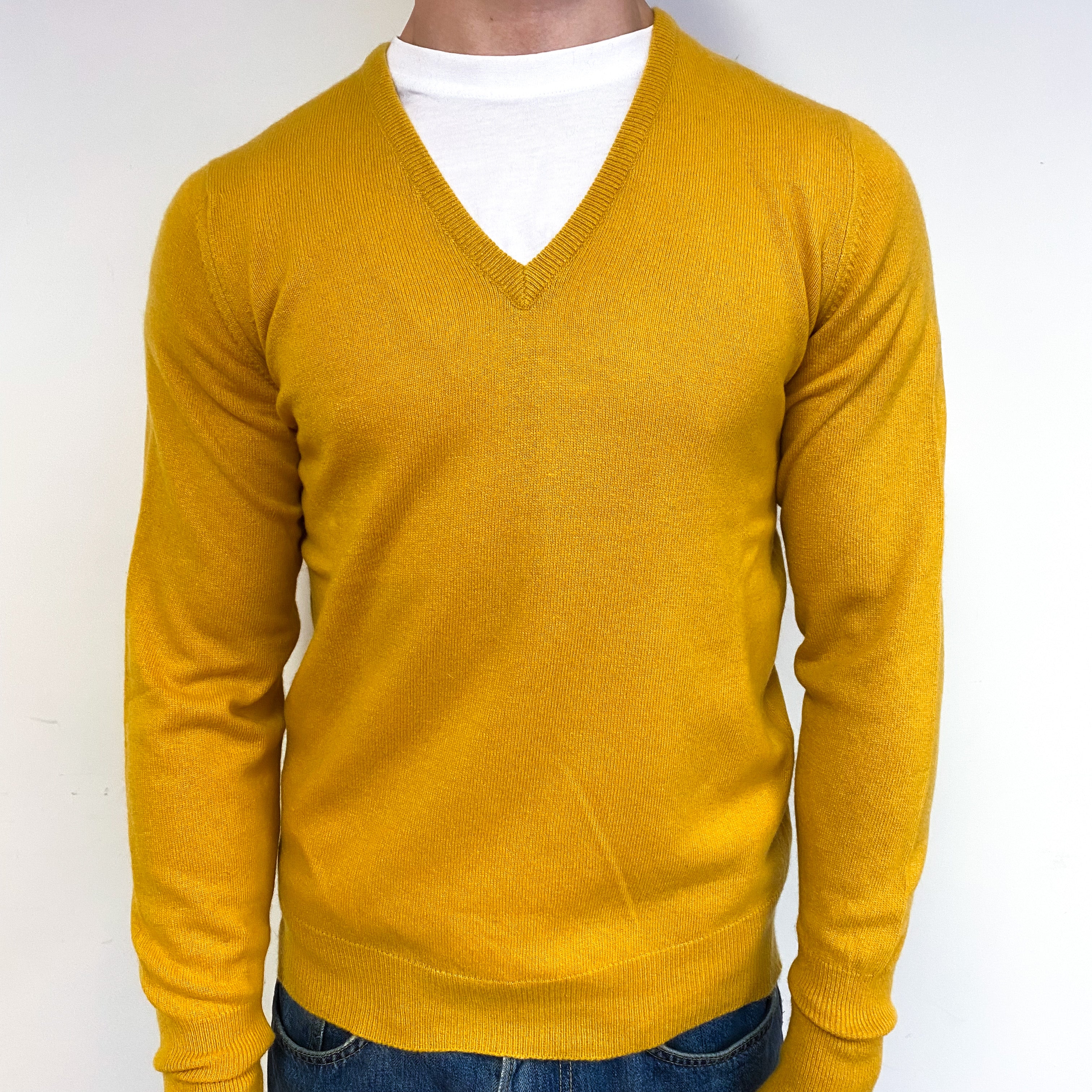 Men's Scottish Ochre Yellow Cashmere V-Neck Jumper Small