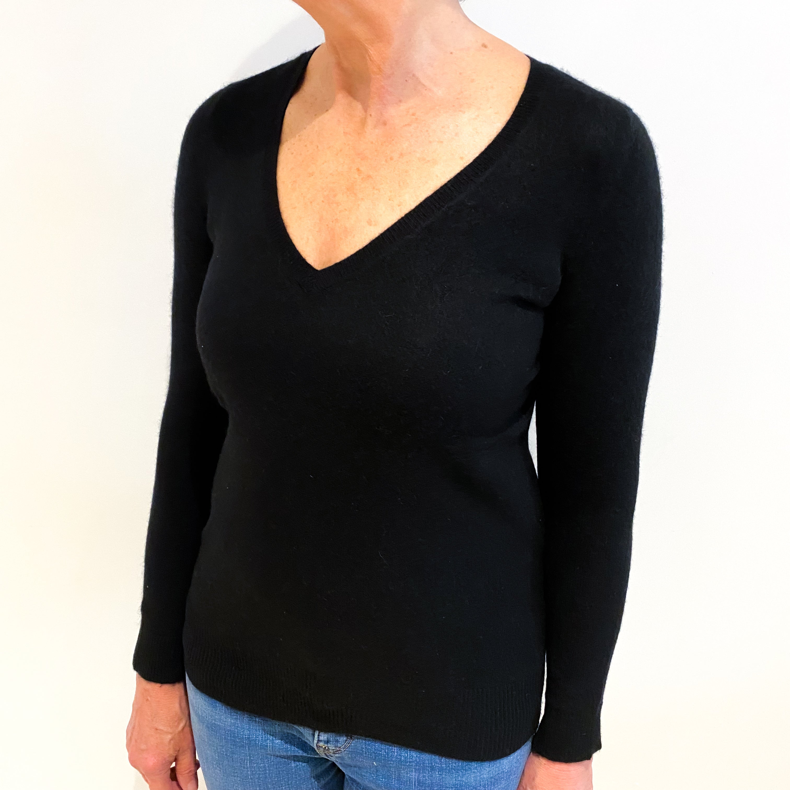 Black Cashmere V Neck Jumper Medium