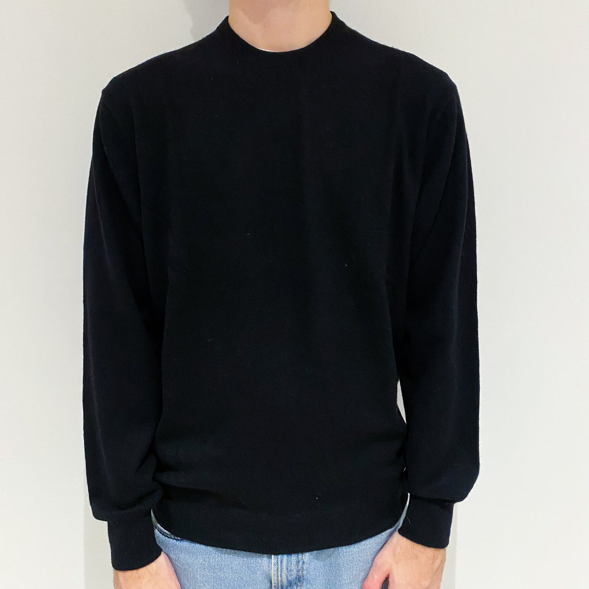 Men's Black Cashmere Crew Neck Jumper Large