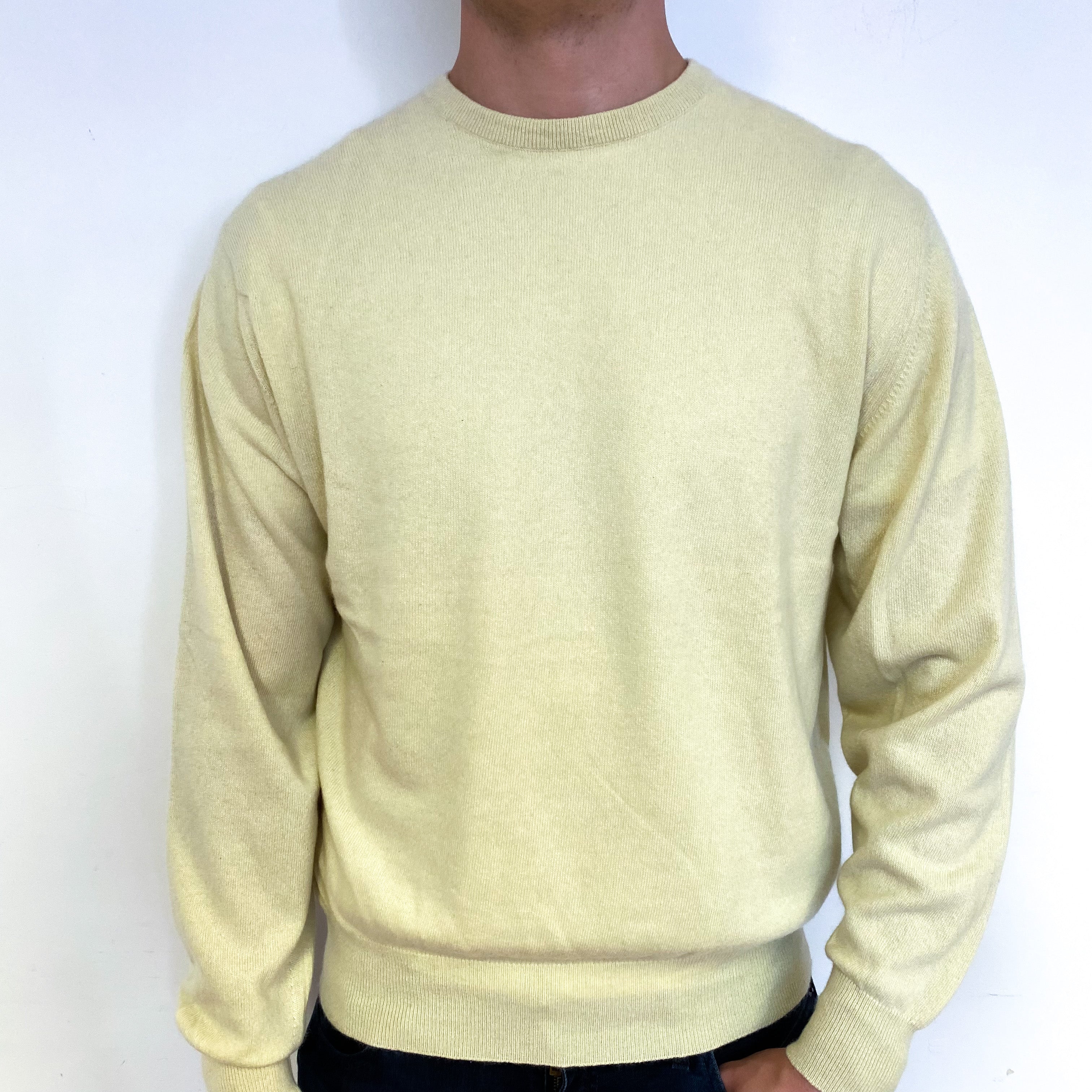 Men's Scottish Pale Yellow Cashmere Crew Neck Jumper XL