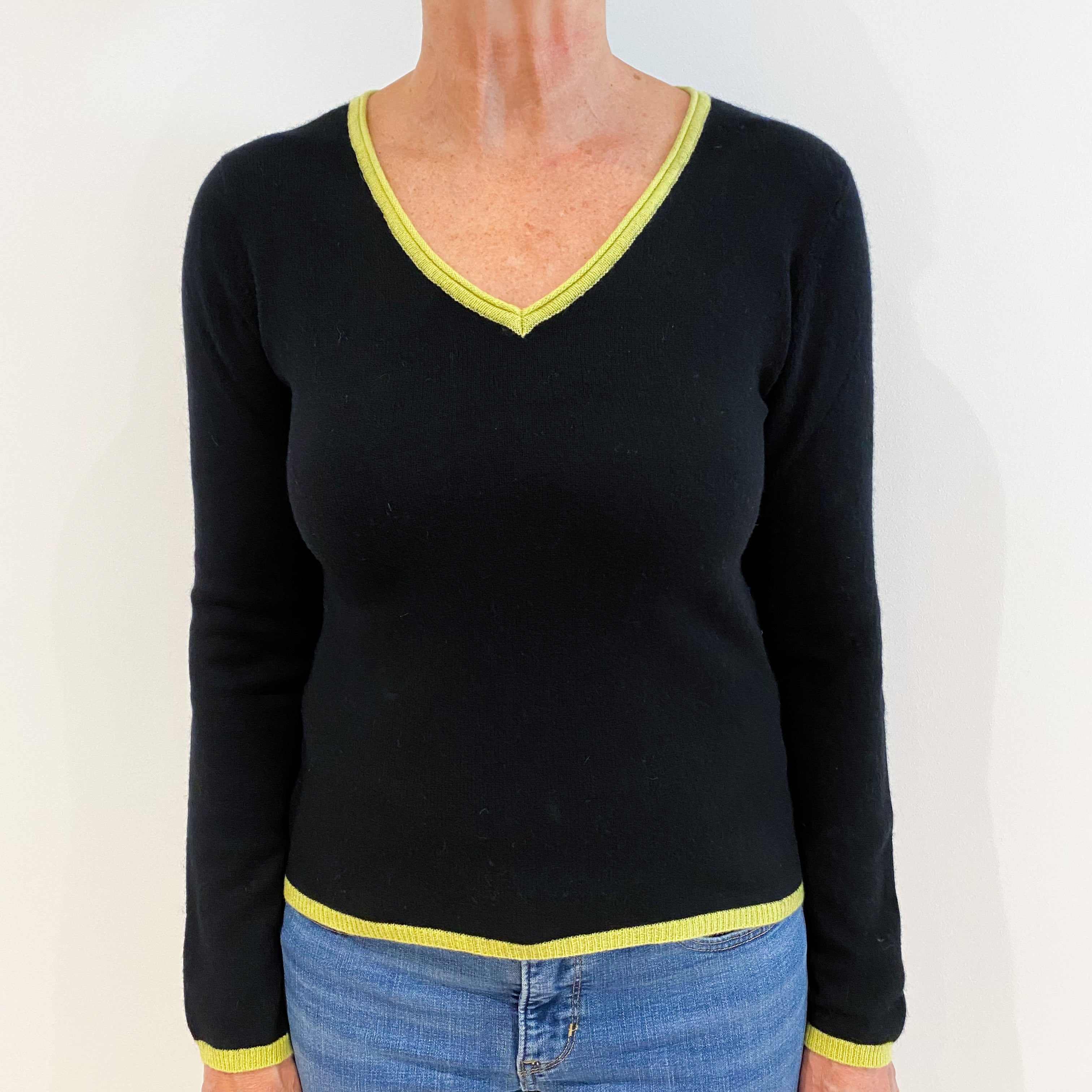 Black Pistachio Trim Cashmere V-Neck Jumper Medium