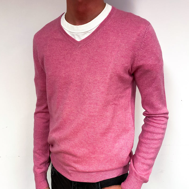 Men's Bubblegum Pink Cashmere V-Neck Jumper Small