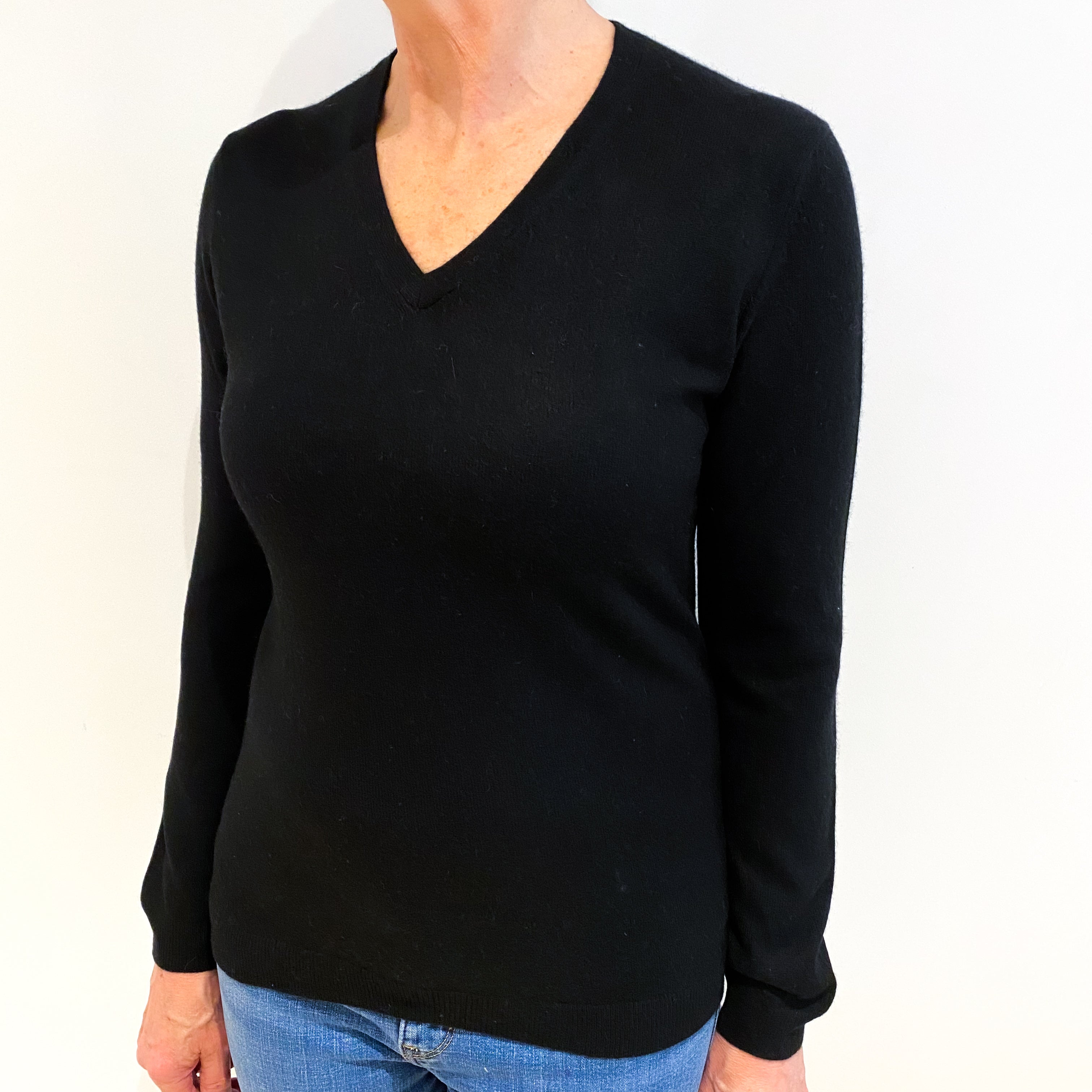 Black Cashmere V Neck Jumper Medium