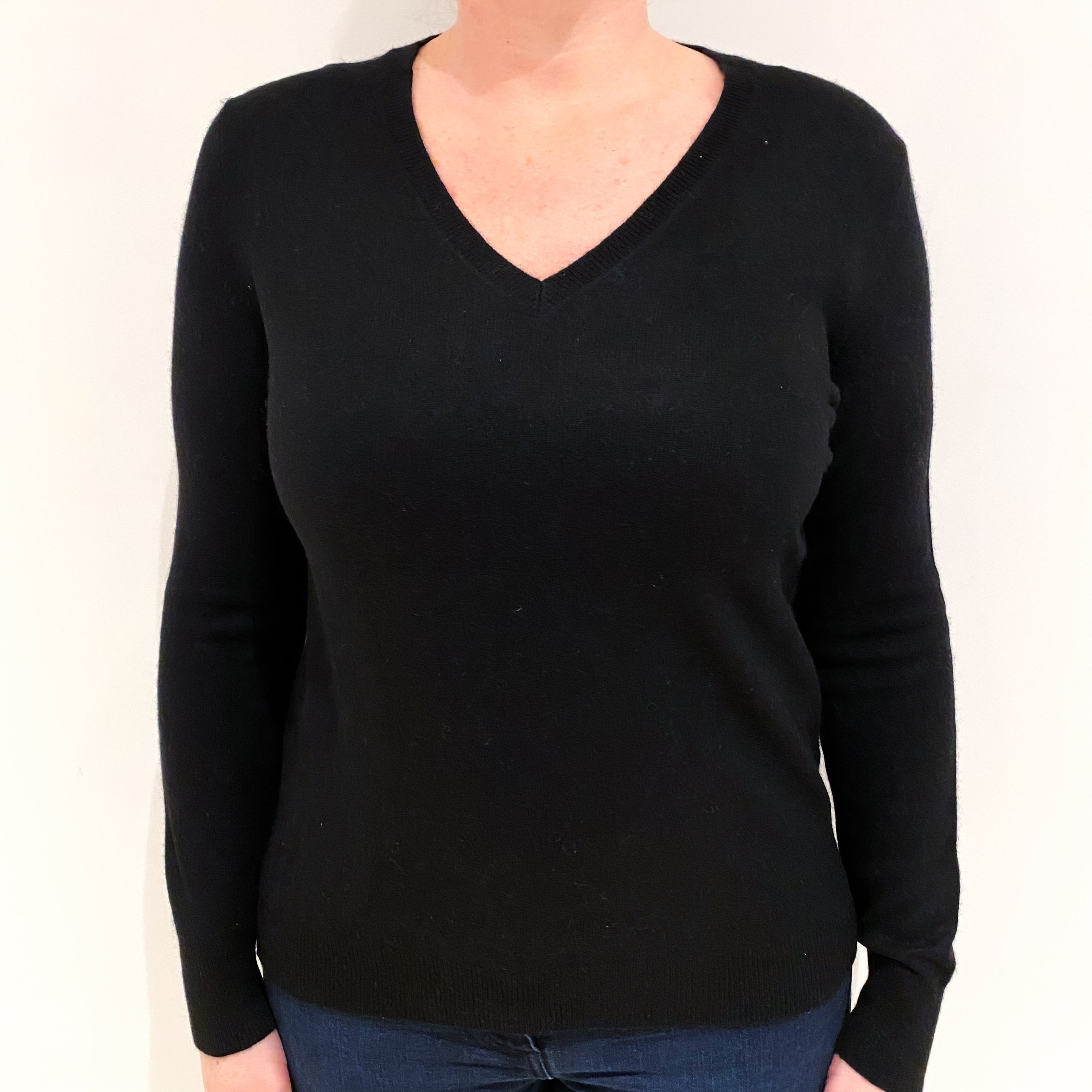 Black Cashmere V Neck Jumper Large