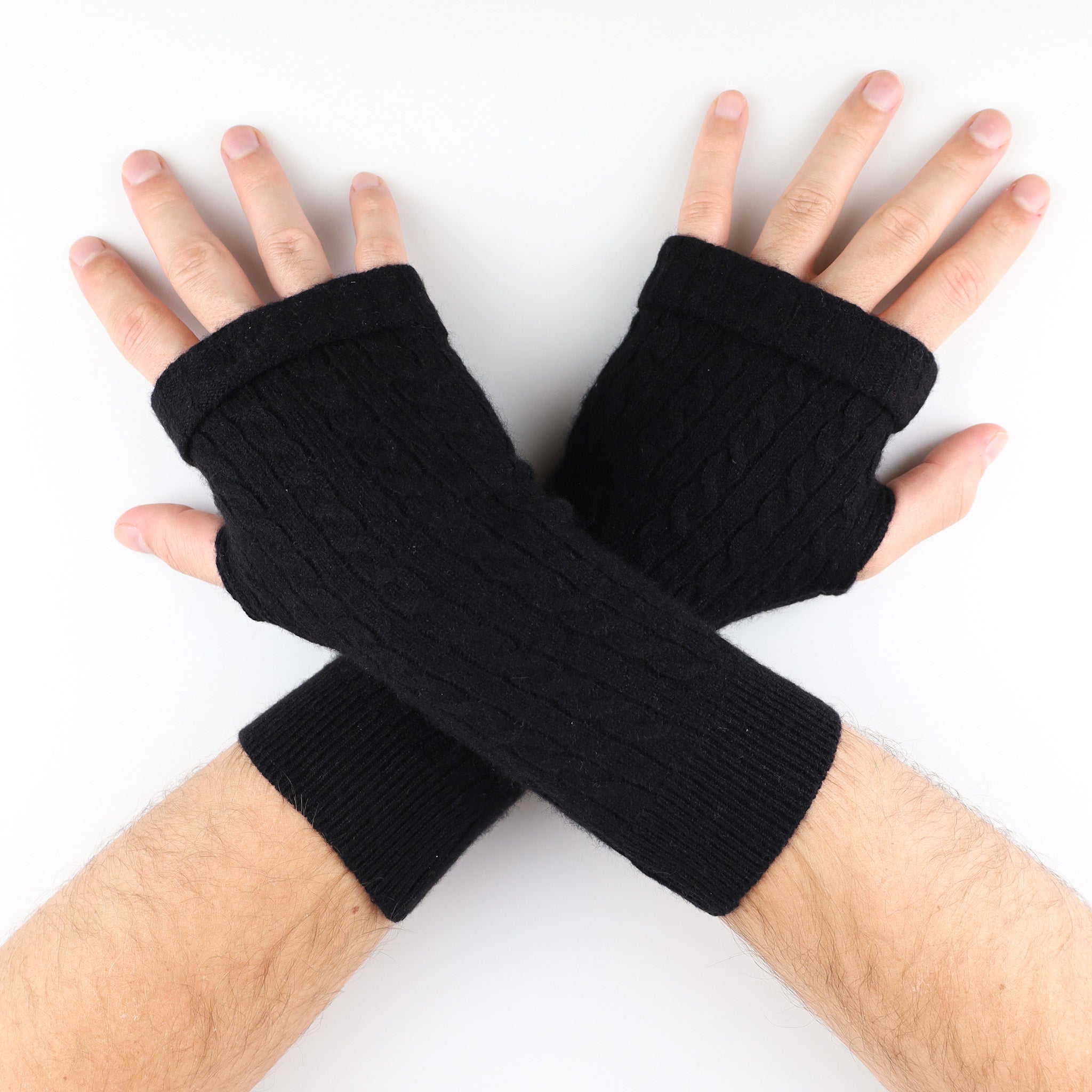 Men's Black Cable Knit Fingerless Gloves