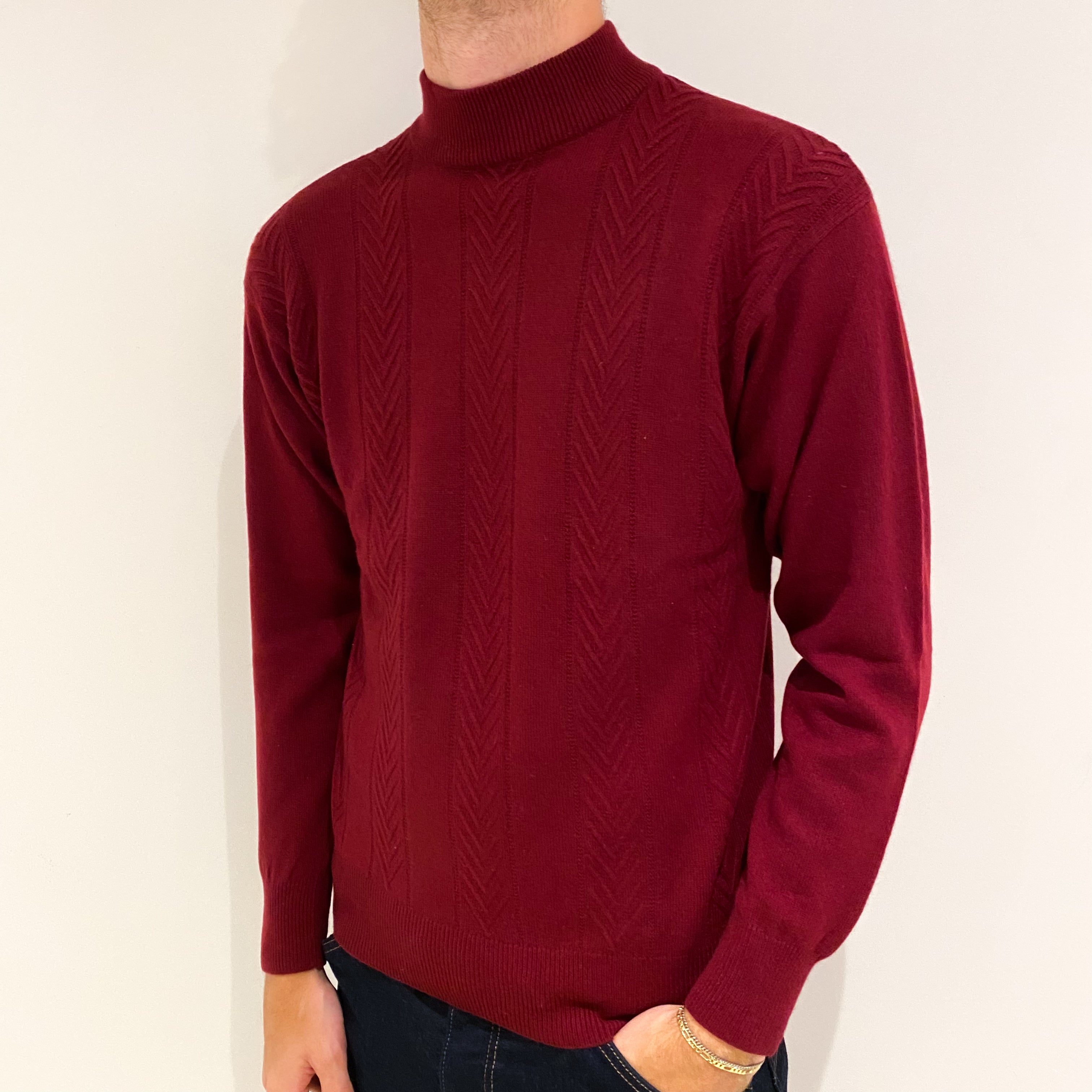 Men's Burgundy Red Textured Cashmere Turtle Neck Jumper Medium