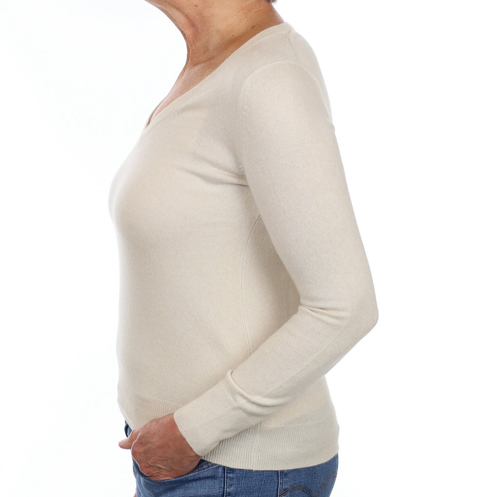 Vanilla Cream Cashmere V Neck Jumper Medium