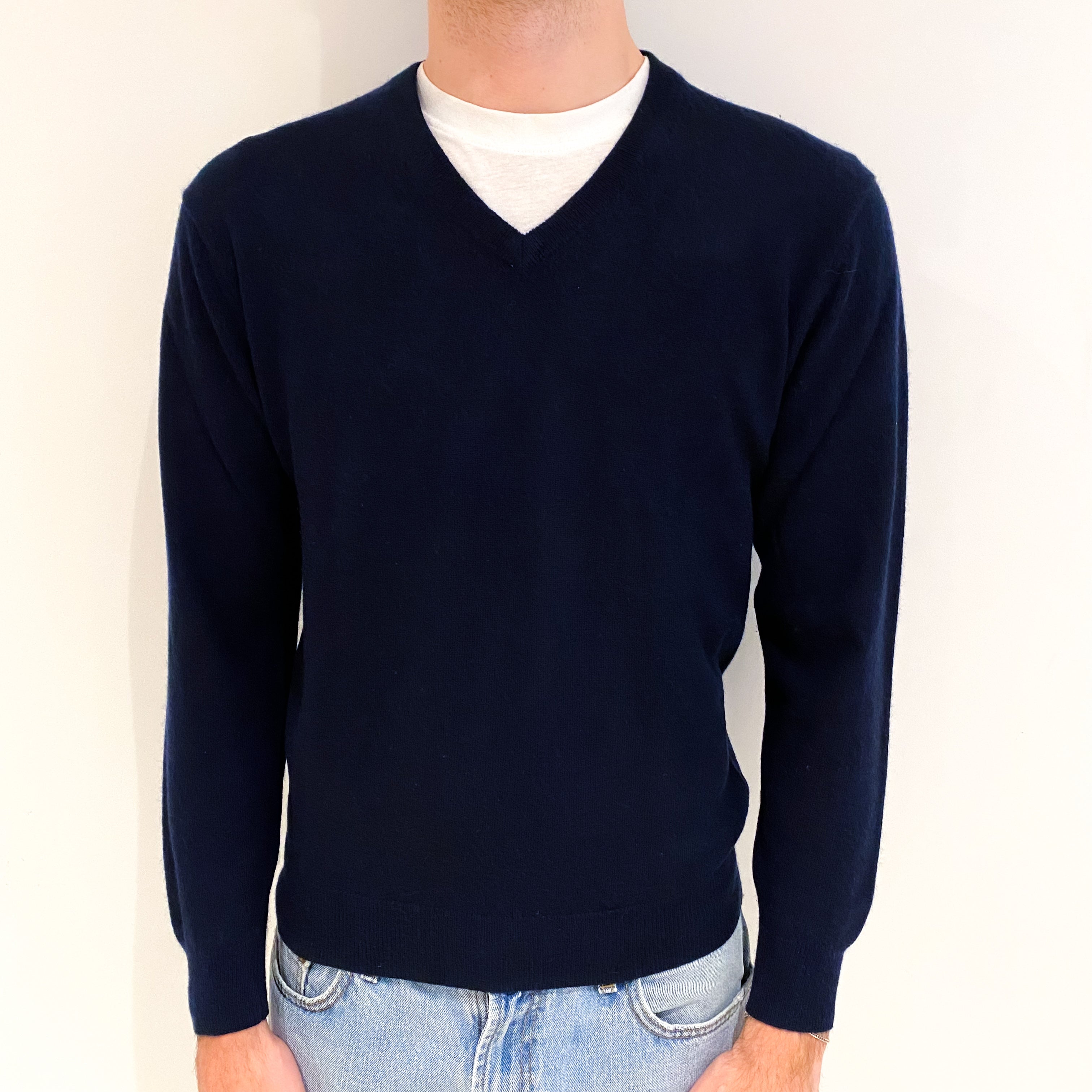 Men's Navy Blue Cashmere V Neck Jumper Medium