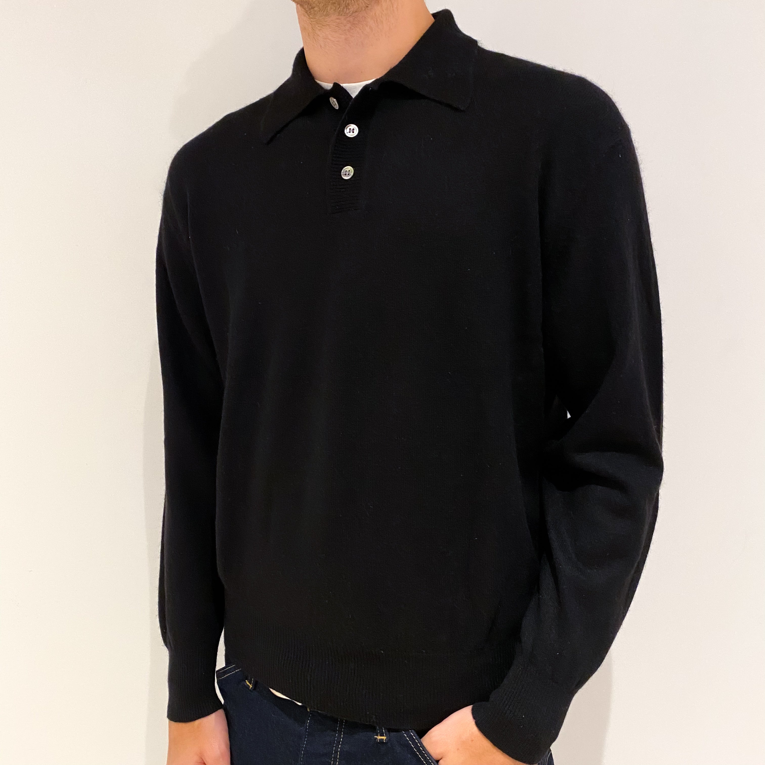 Men's Black Cashmere Collared 1/4 Button Jumper Medium