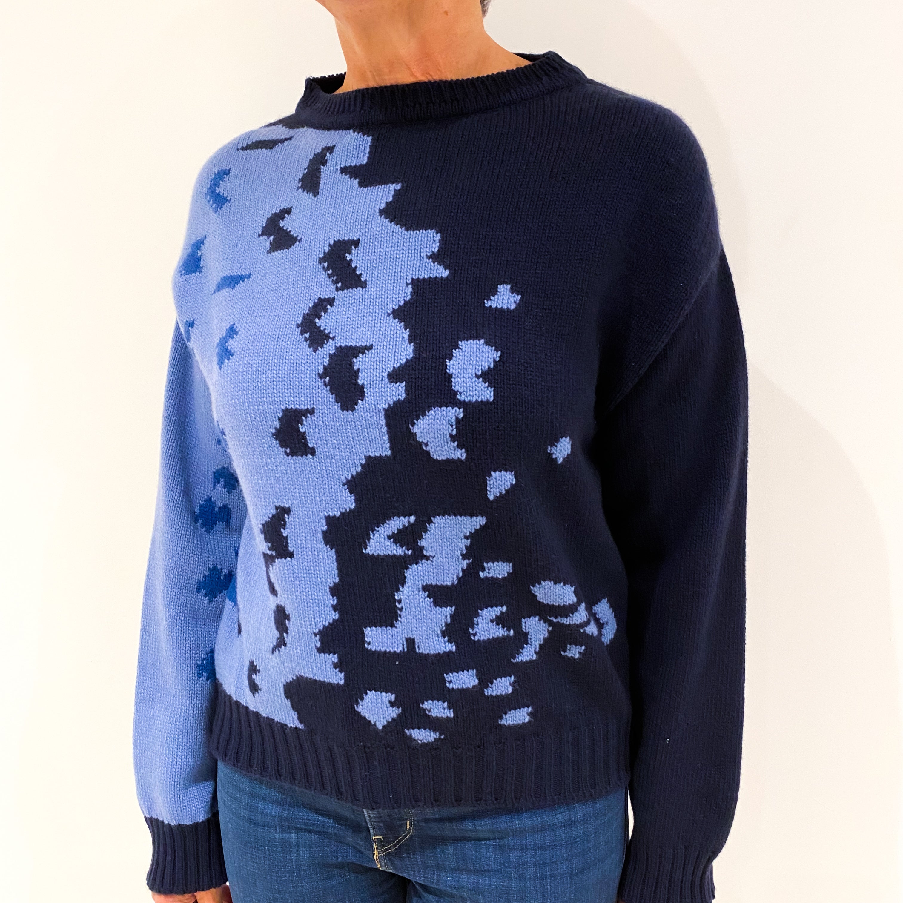 Scottish Cornflower and Navy Blue Patterned Cashmere Crew Neck Jumper Medium