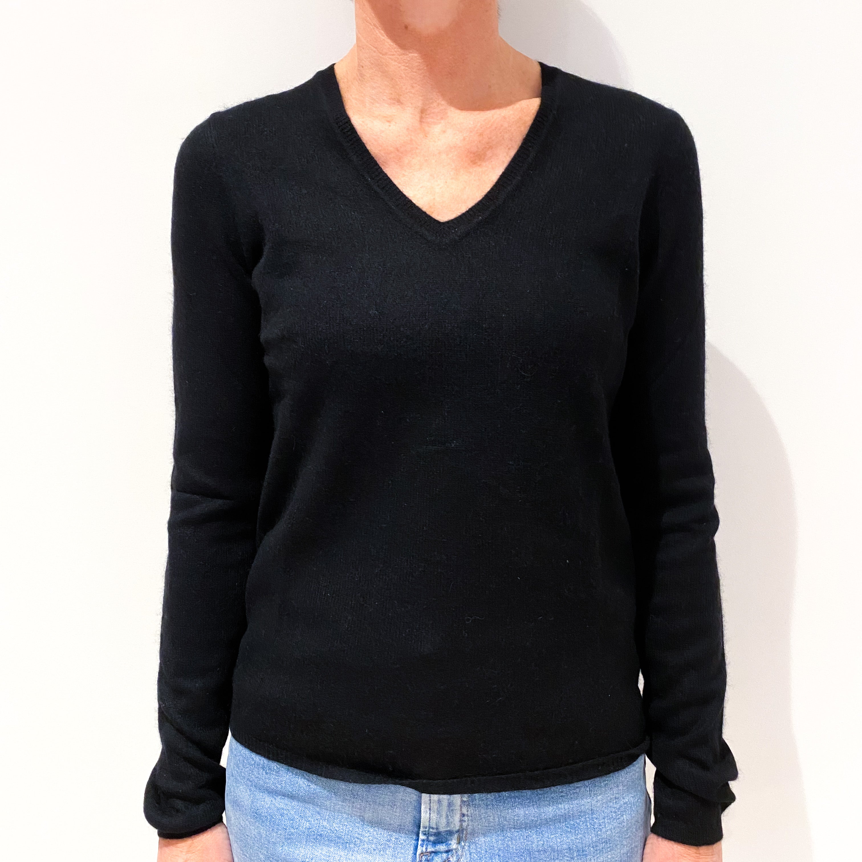 Black Cashmere V-Neck Jumper Small