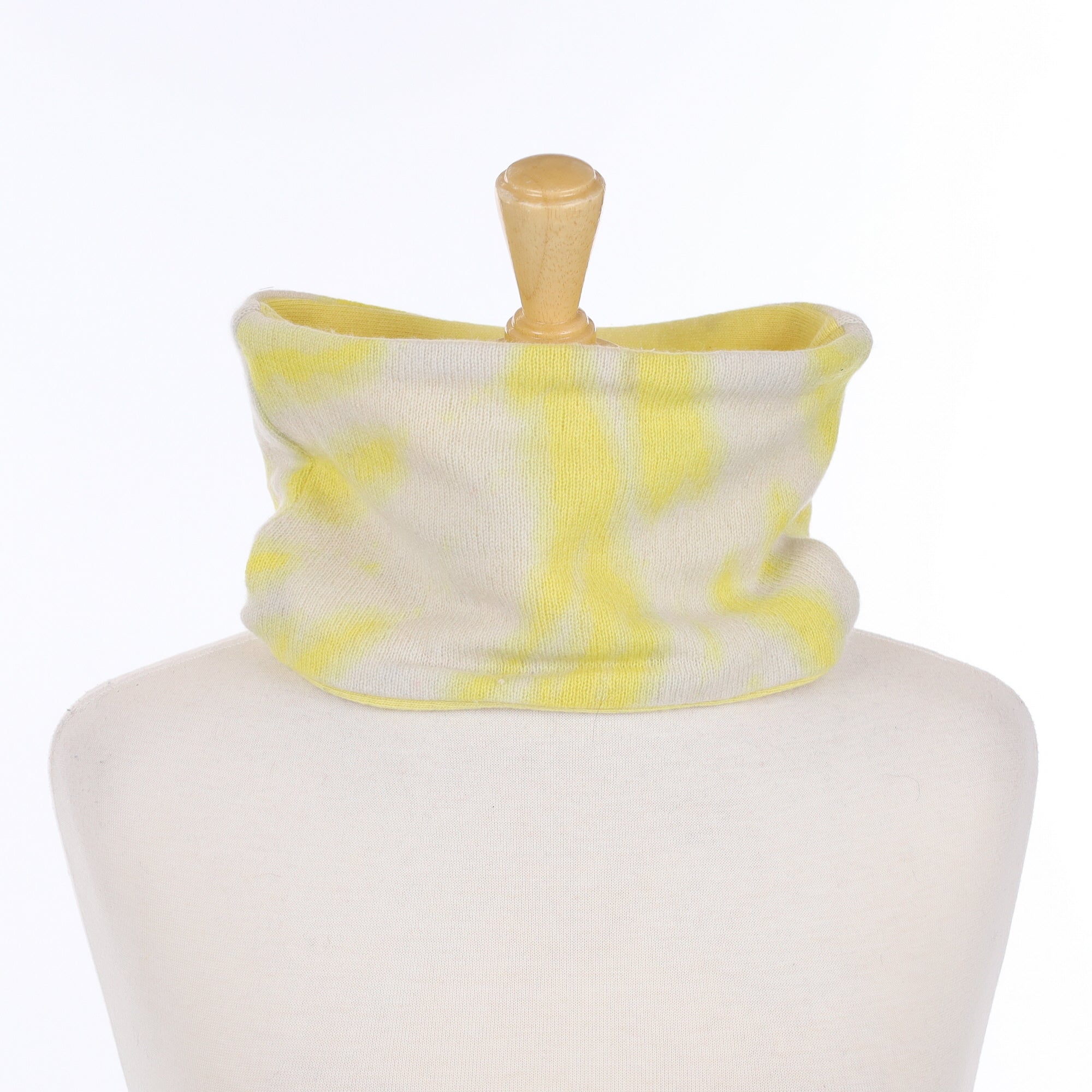 Yellow and Cream Patterned Neck Warmer