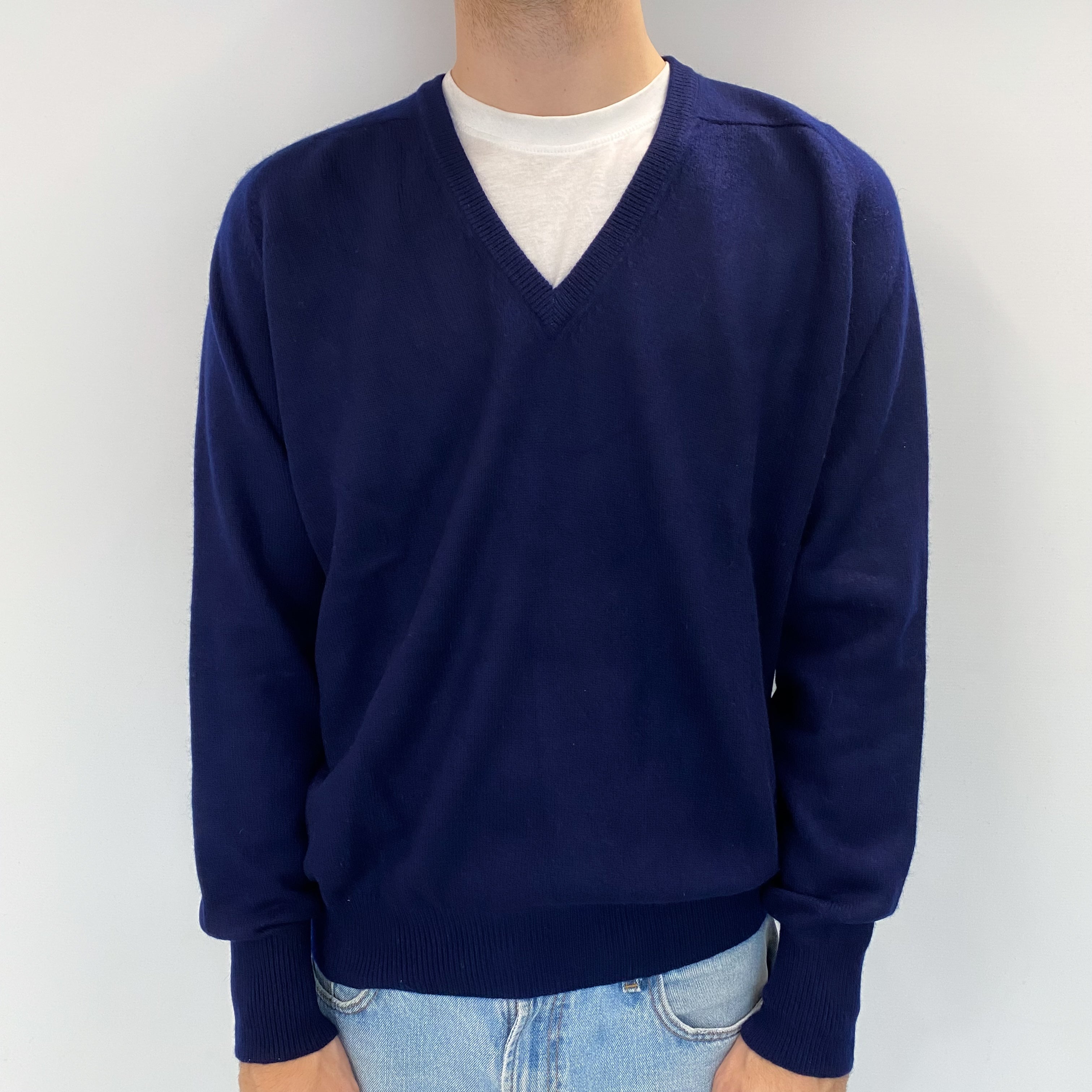 Men's Navy Blue Cashmere V Neck Jumper Large