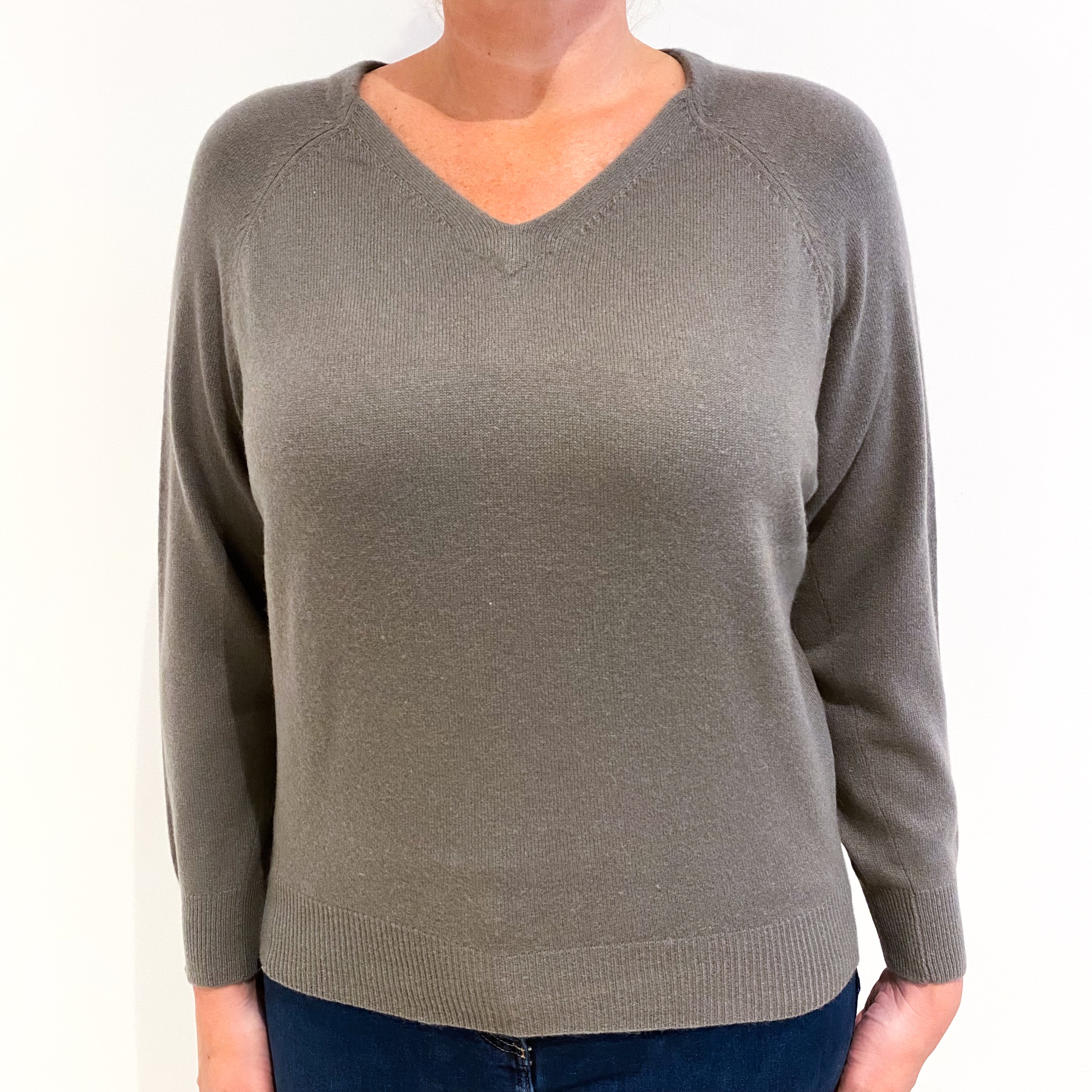 Muted Brown Batwing Cashmere V-Neck Jumper Large