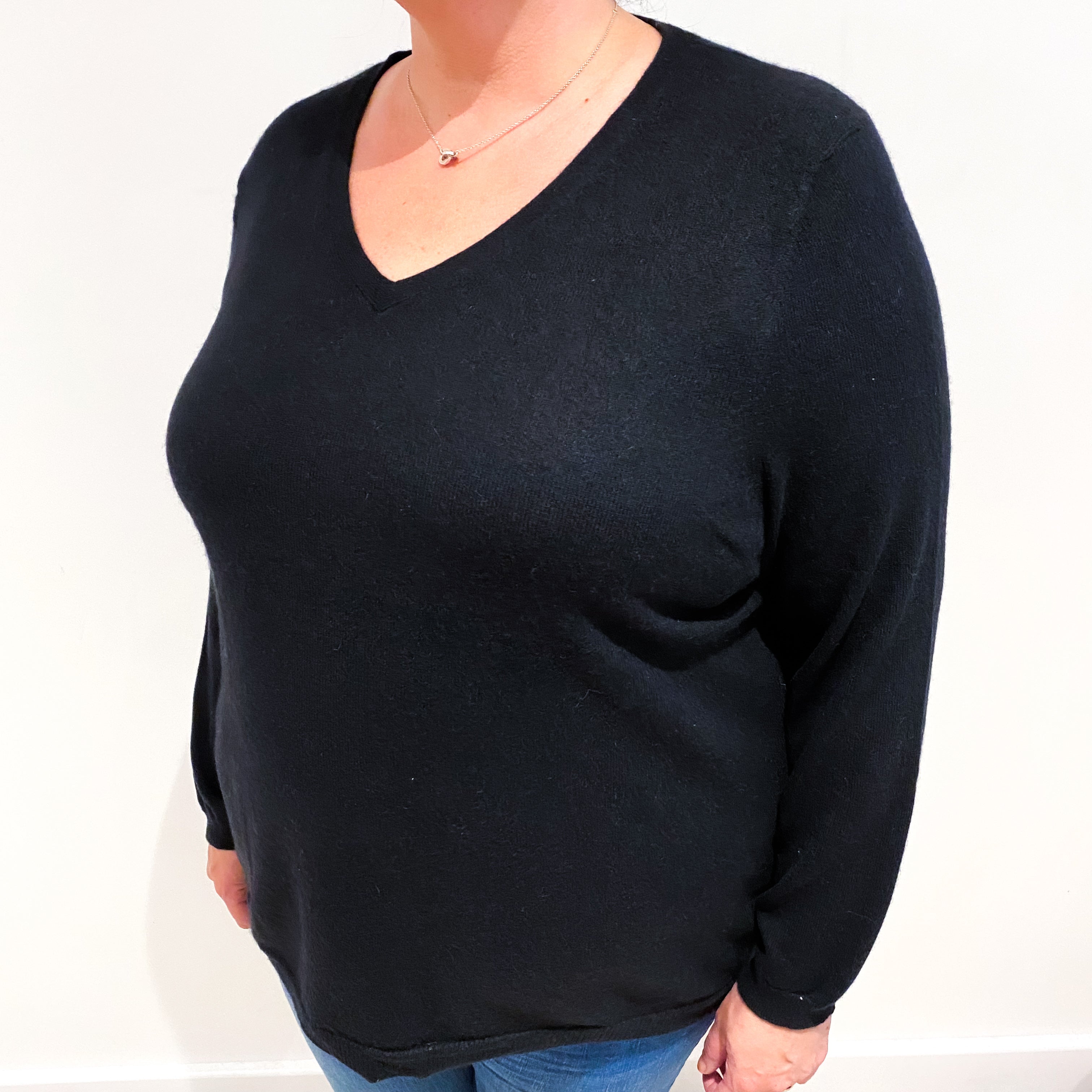 Black Cashmere V Neck Jumper Extra Extra Large