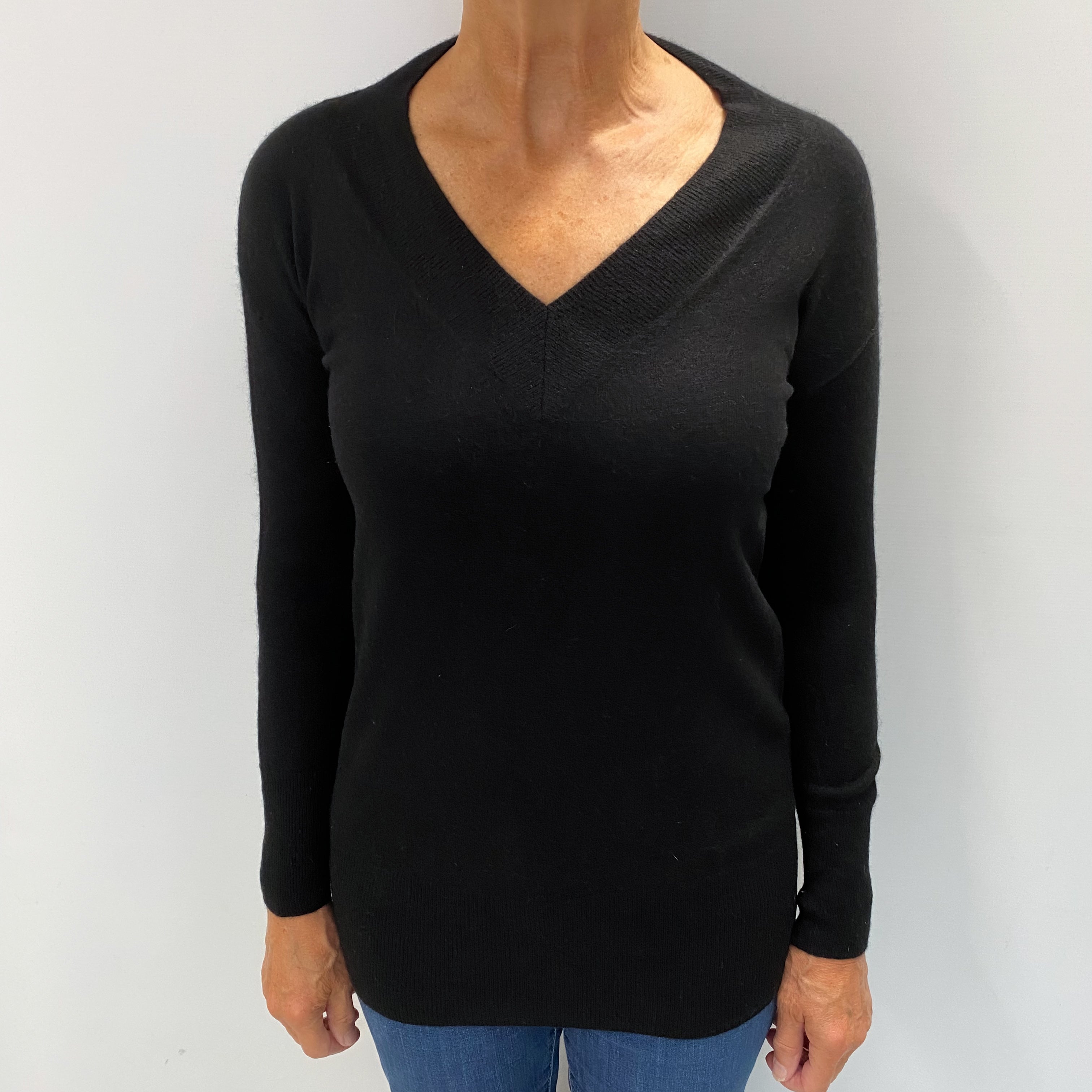 Black Cashmere V Neck Jumper Medium