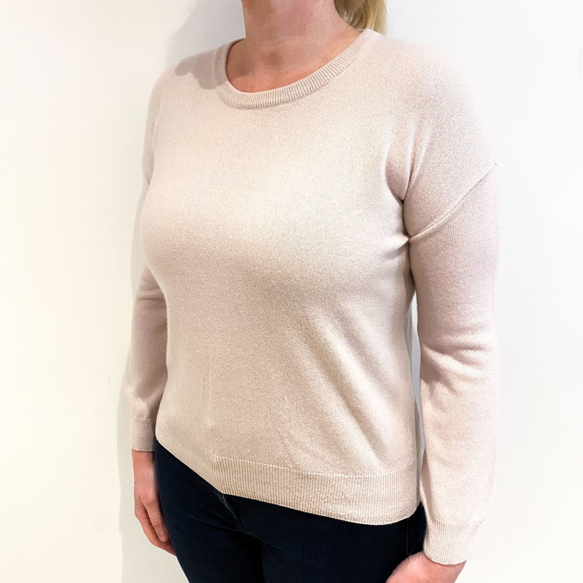 Alabaster Beige Cashmere Crew Neck Jumper Large