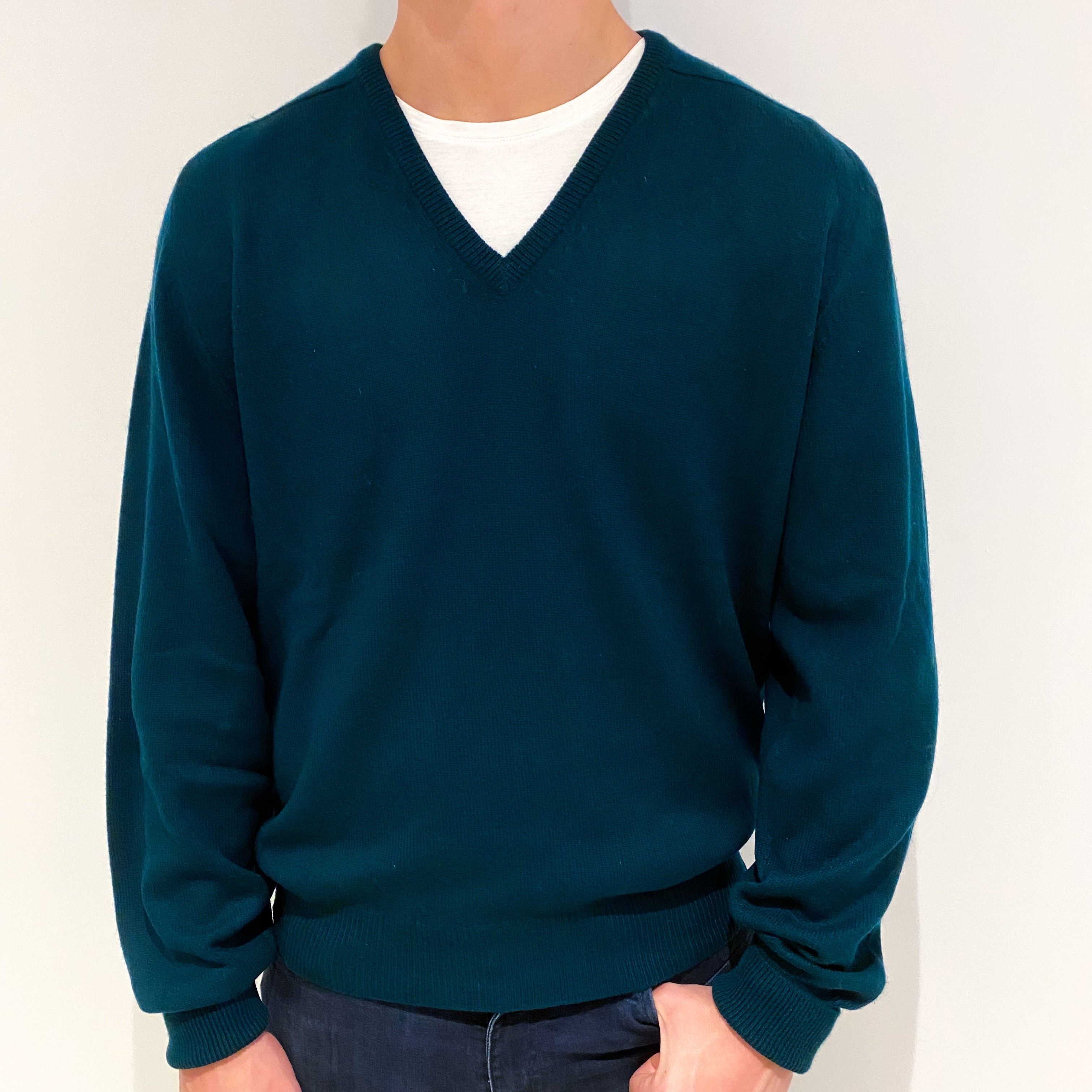 Men's Vintage Scottish Bottle Green Cashmere V-Neck Jumper Extra Large