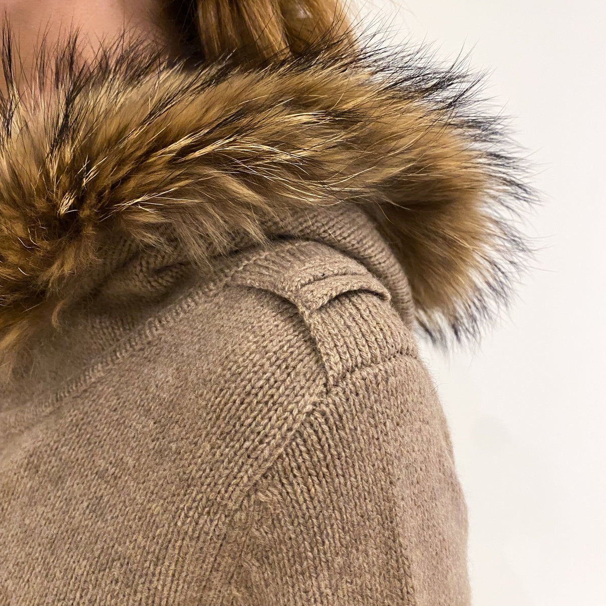 Mocha Brown Cashmere Fur Trimmed Hooded Cardigan with Pockets Extra Small