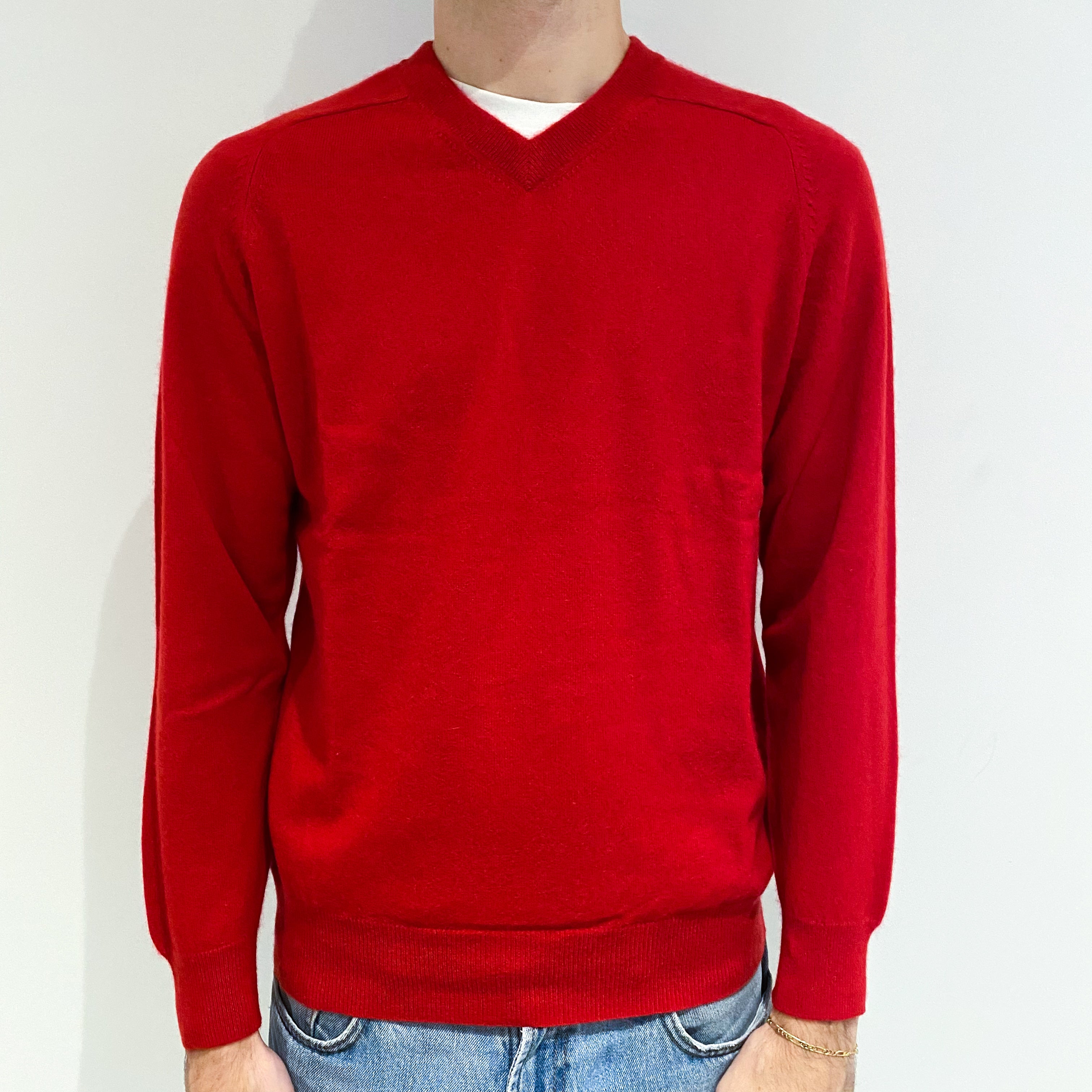 Men's Spanish Red Cashmere V-Neck Jumper Large
