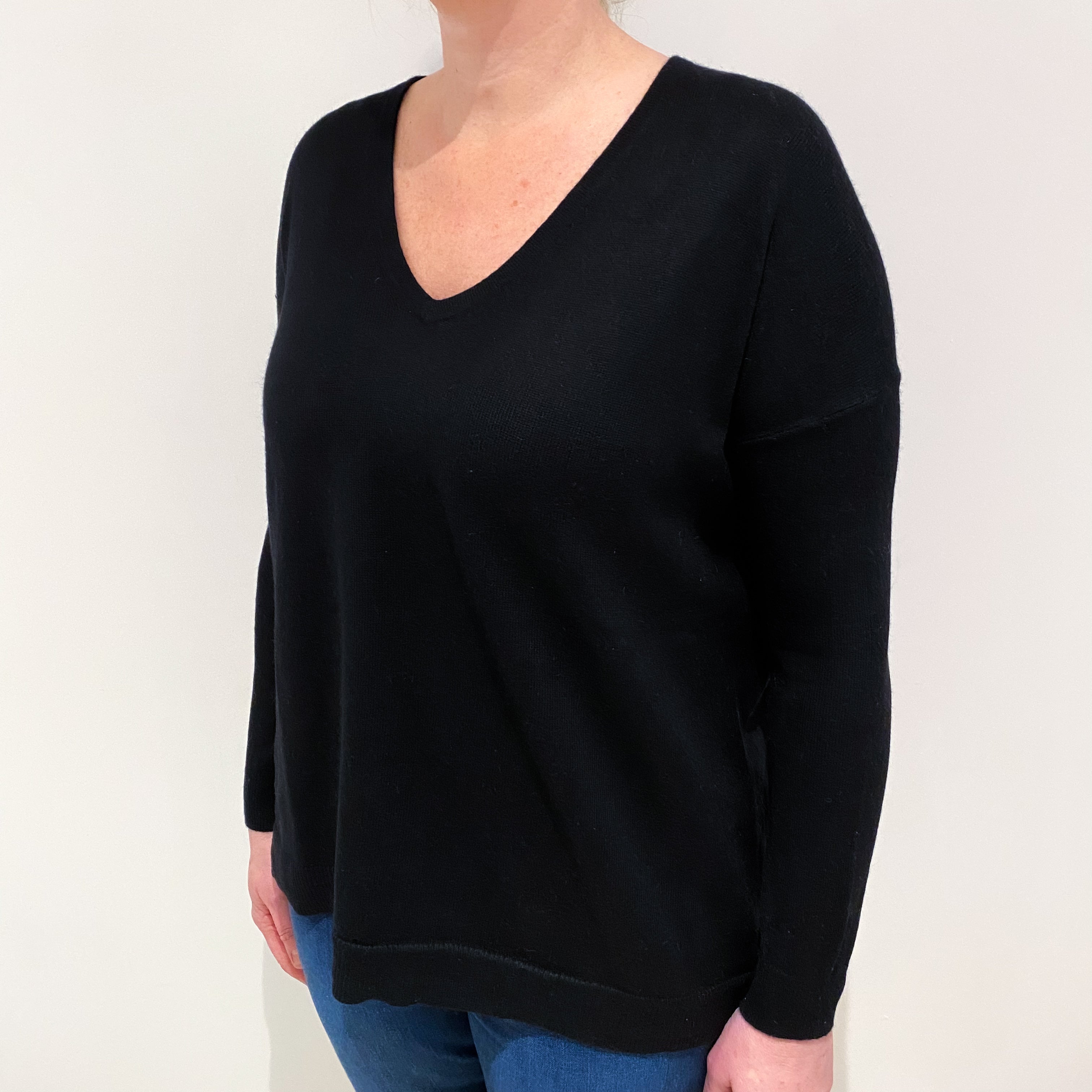 Black Slouchy Cashmere V Neck Jumper Large