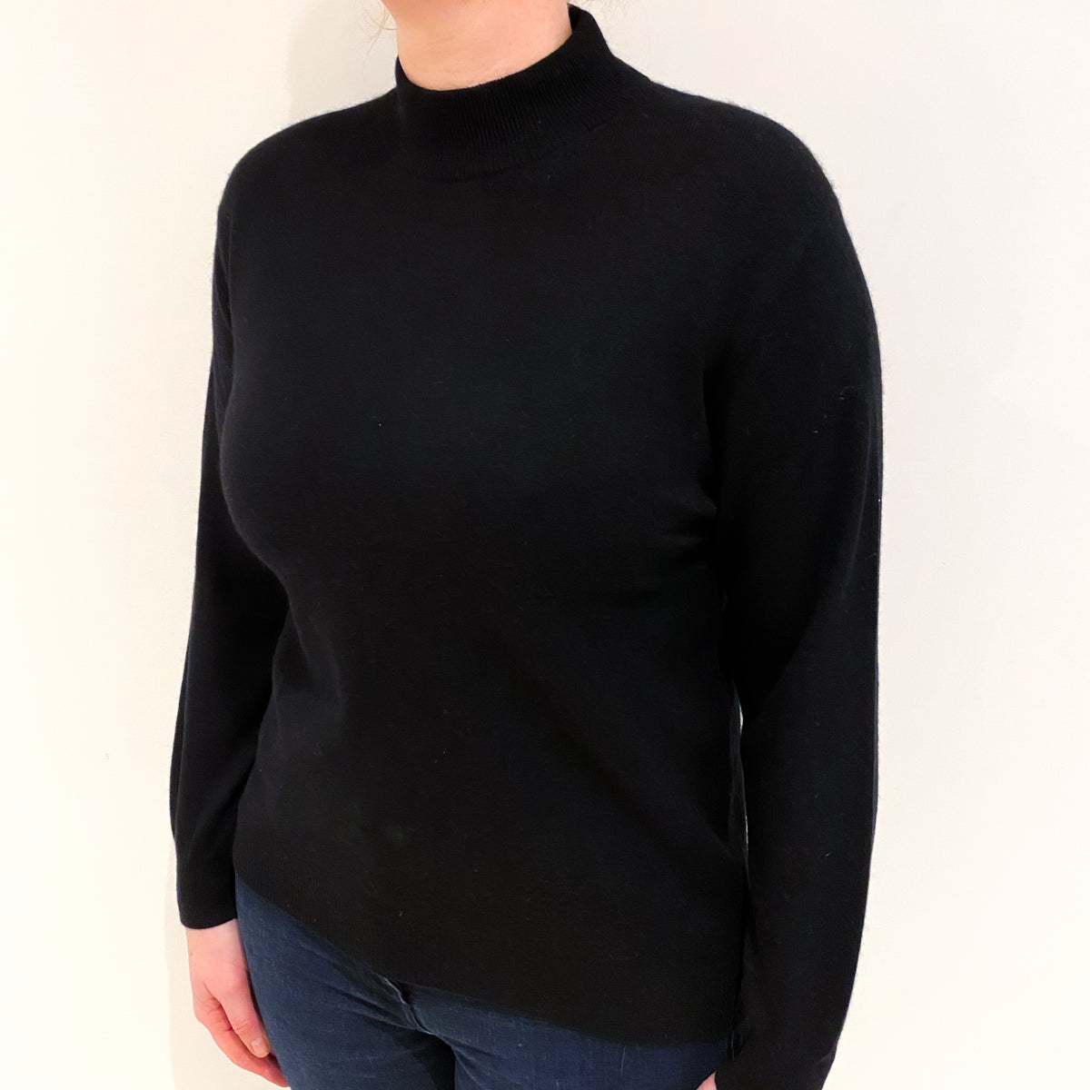 Black Cashmere Turtle Neck Jumper Large