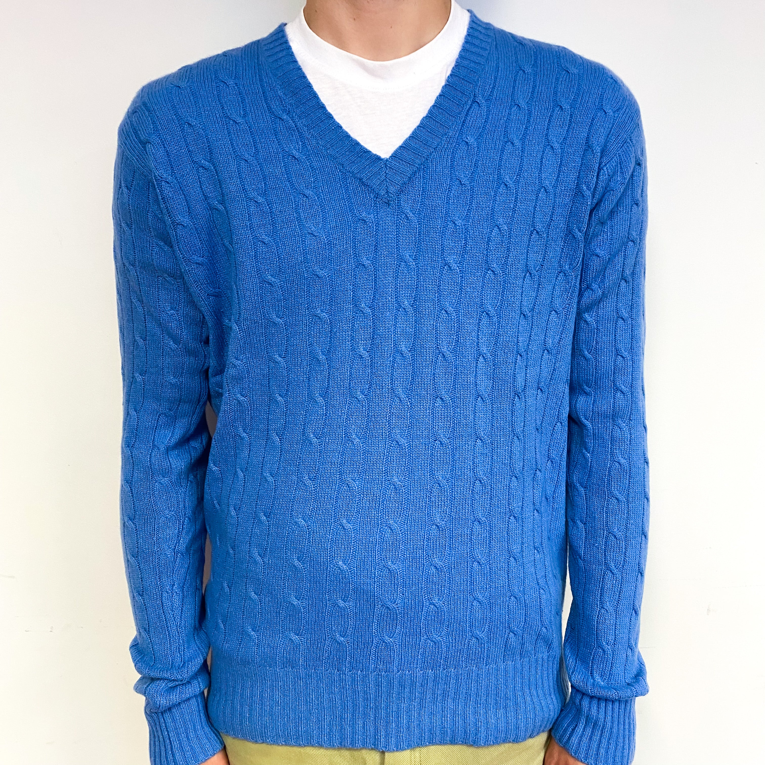 Men's Cornflower Blue Cable Cashmere V-Neck Jumper Large