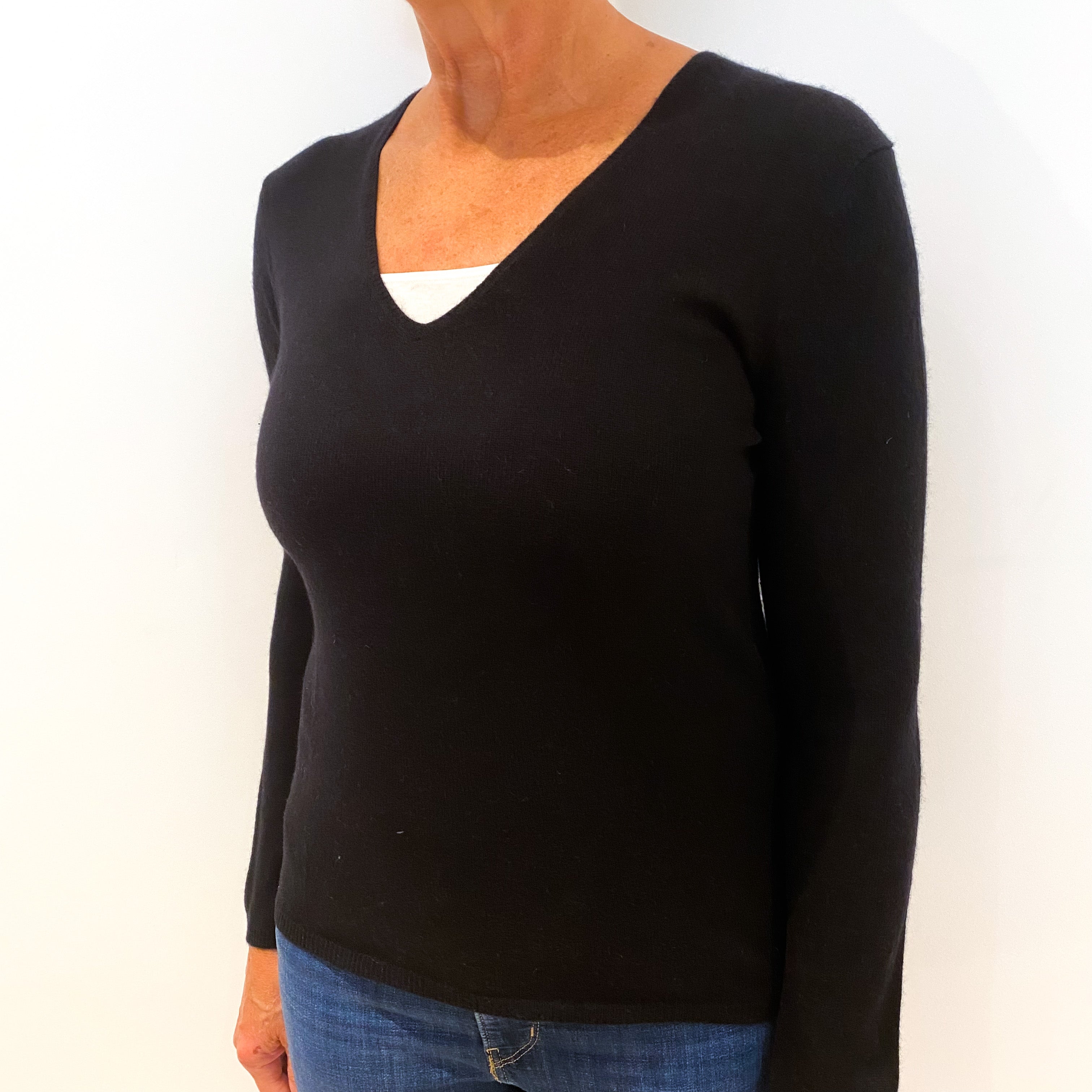 Black Cashmere V-Neck Jumper Medium