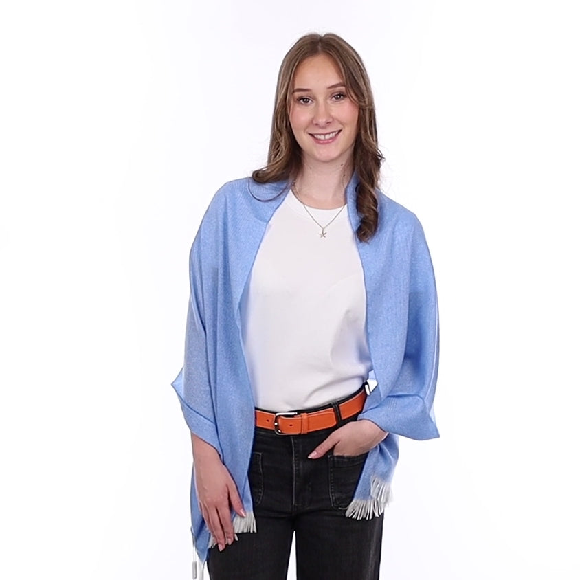 Brand New British Sky Blue and Ivory Luxury Woven Cashmere Mini Wrap