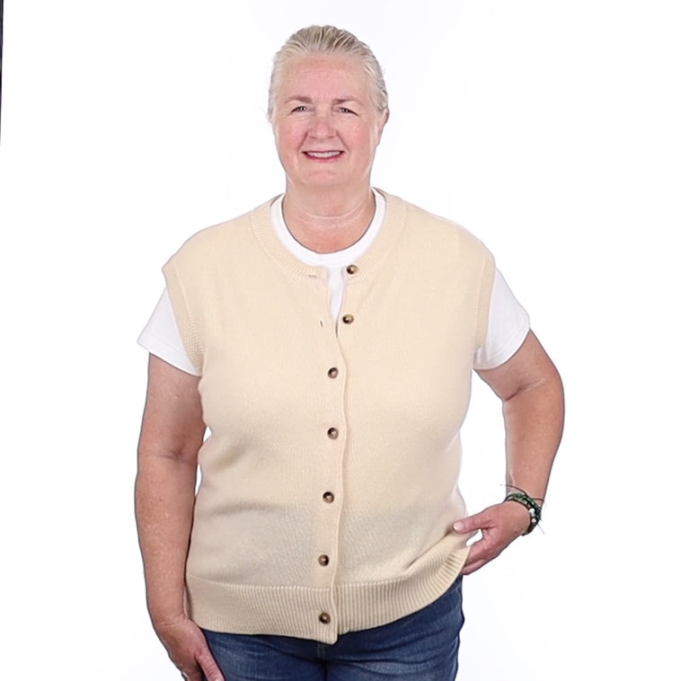 Brand New Vanilla Cream Cashmere Crew Neck Waistcoat Extra Large UK 20-22