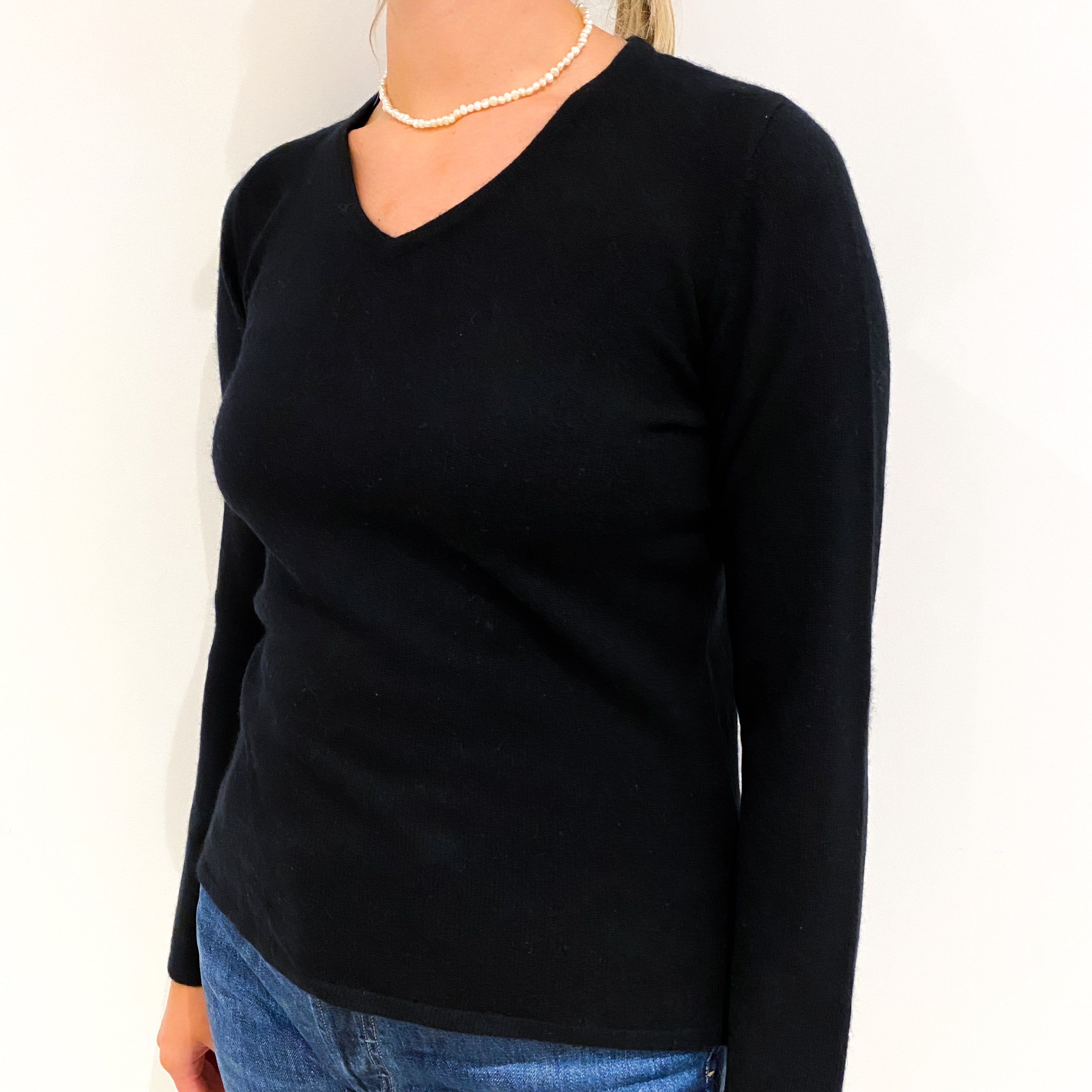 Black Cashmere V-Neck Jumper Small