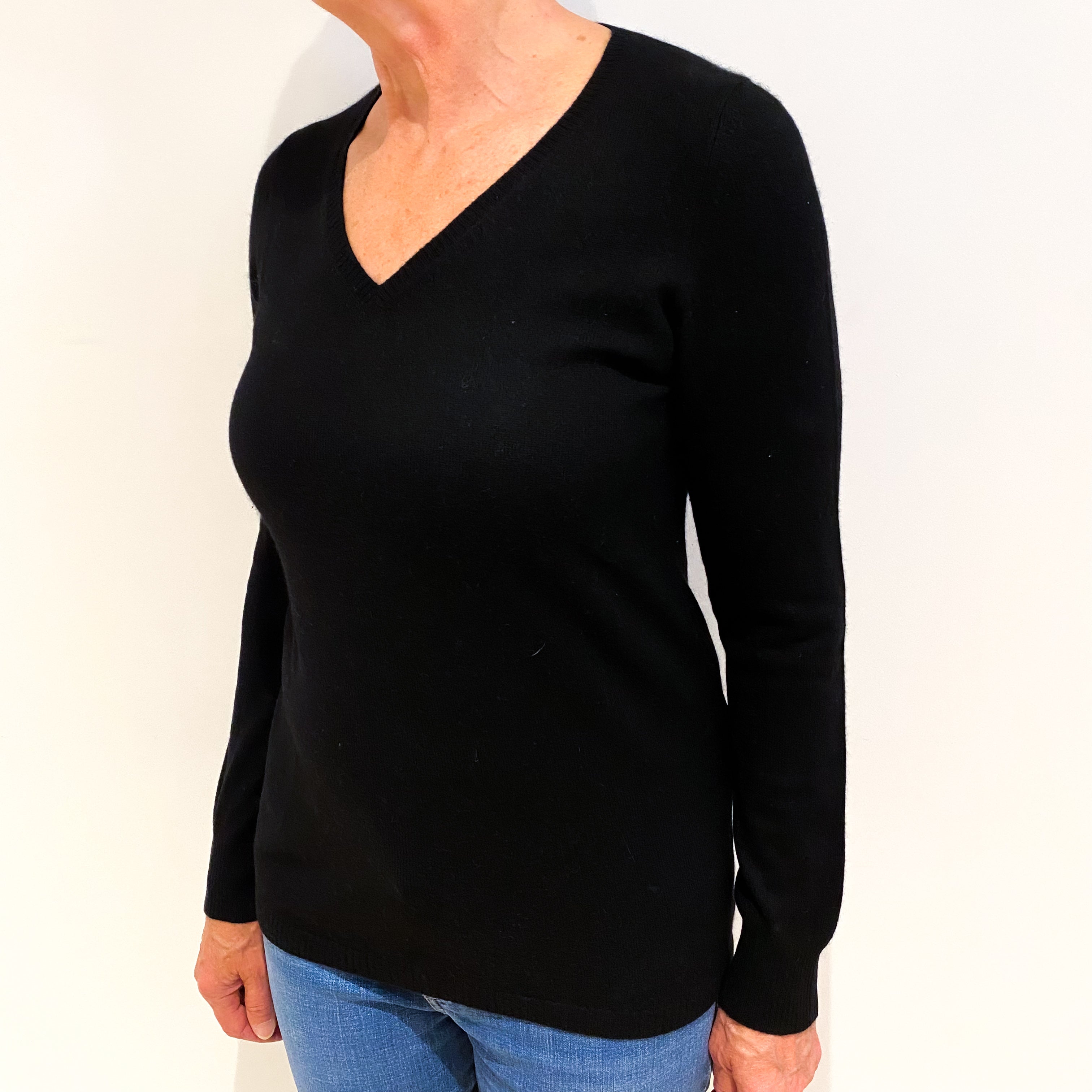 Black Cashmere V Neck Jumper Medium