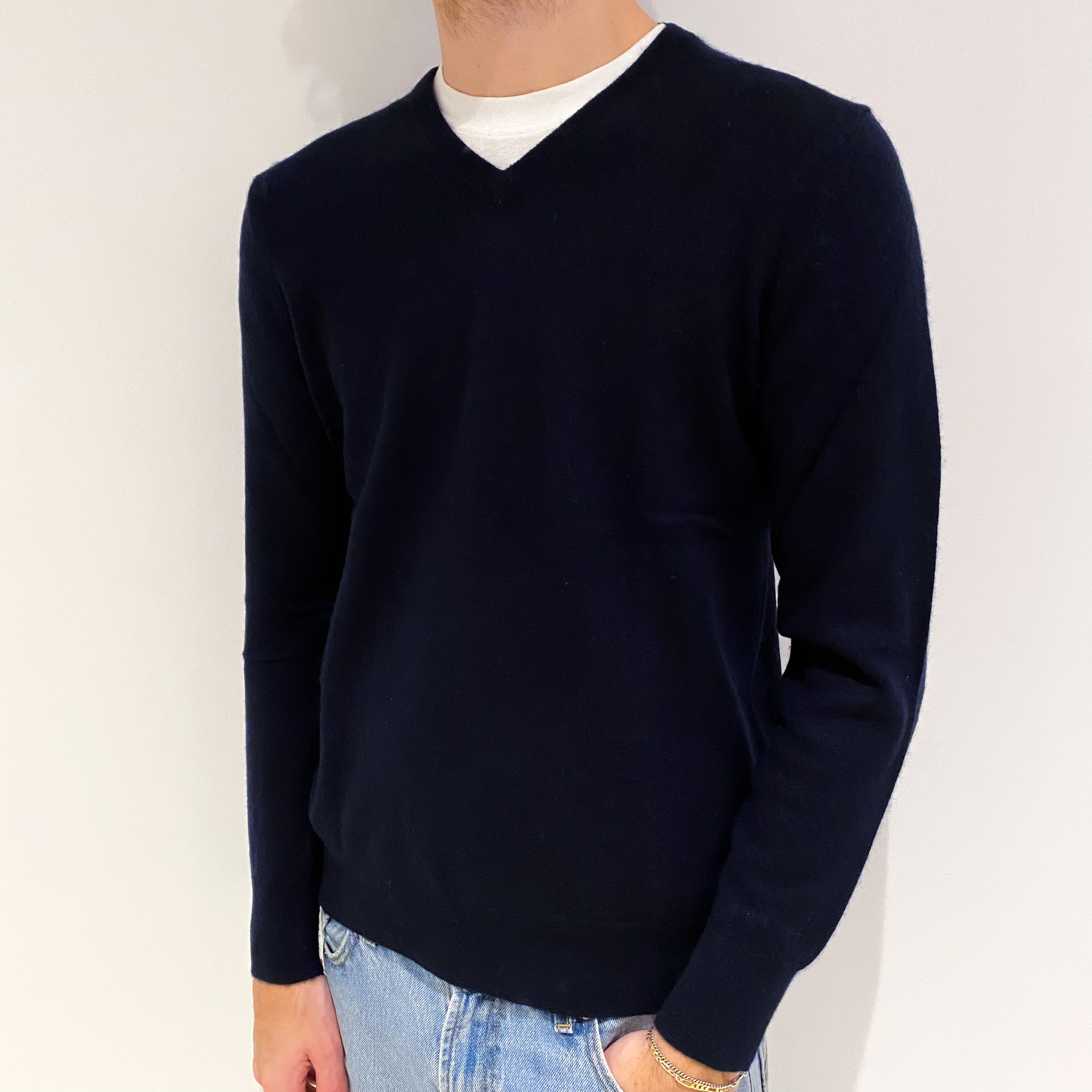 Men's Navy Blue Cashmere V Neck Jumper Medium