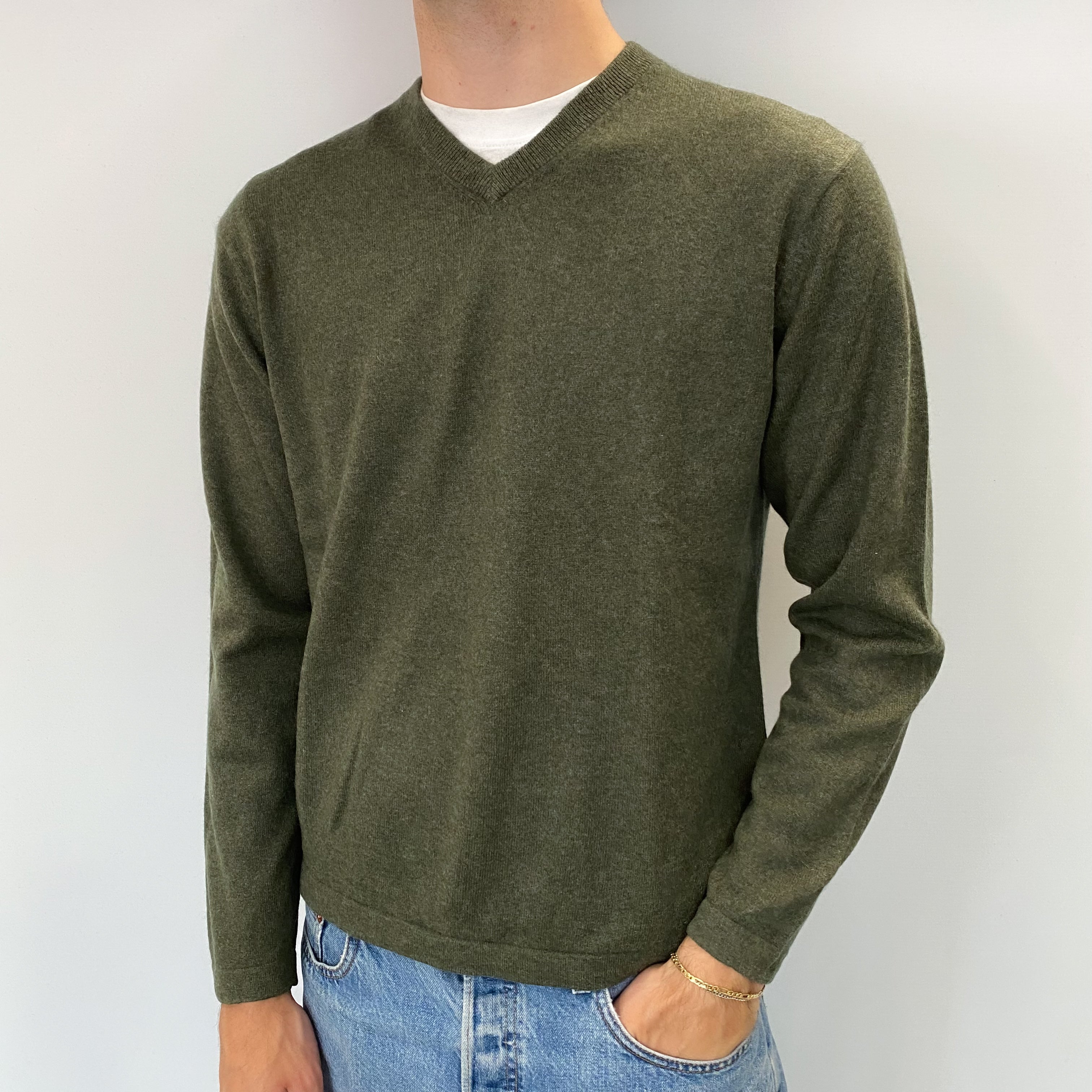 Men's Khaki Green Cashmere V Neck Jumper Large